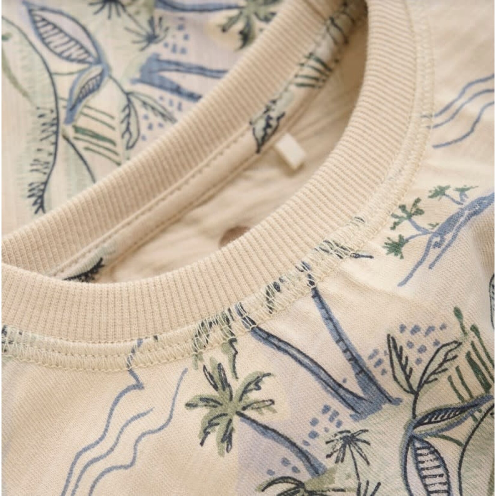 Enfant ENFANT - Shortsleeve t-shirt with allover palmtree print