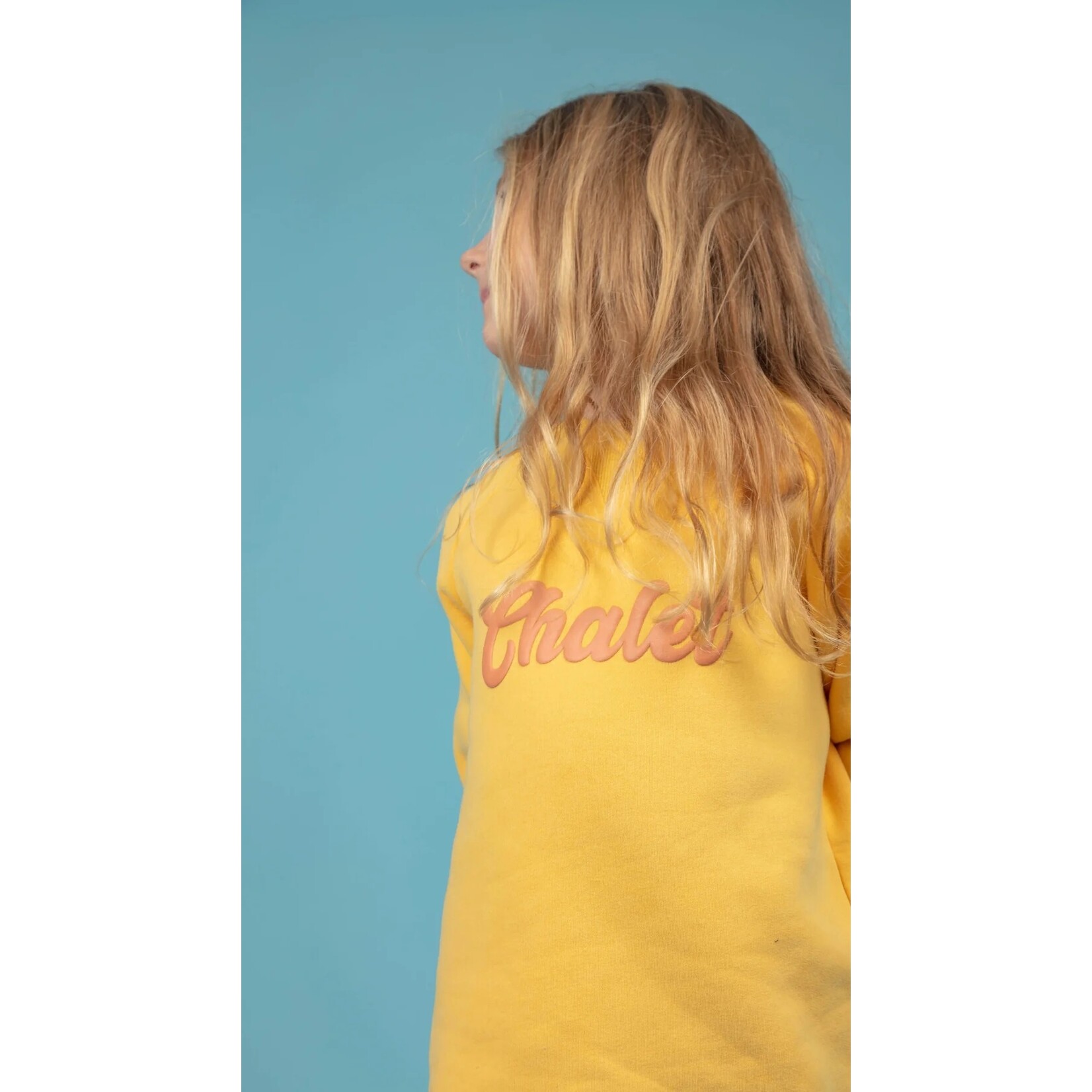 Birdz BIRDZ - Chandail coton ouaté jaune 'Chalet' avec lettrage rose