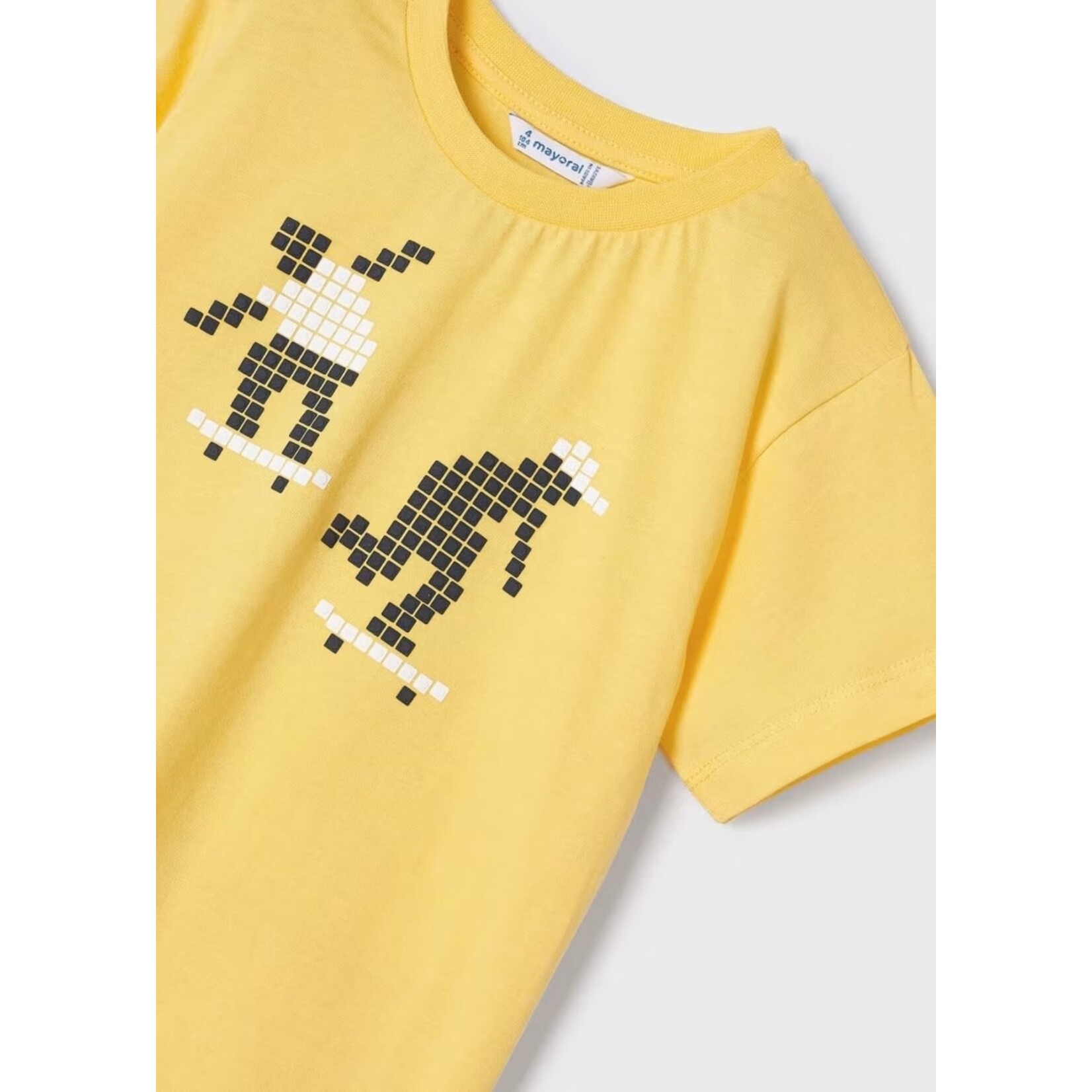 Mayoral MAYORAL - T-shirt à manches courtes jaune avec imprimé géométrique de planchistes