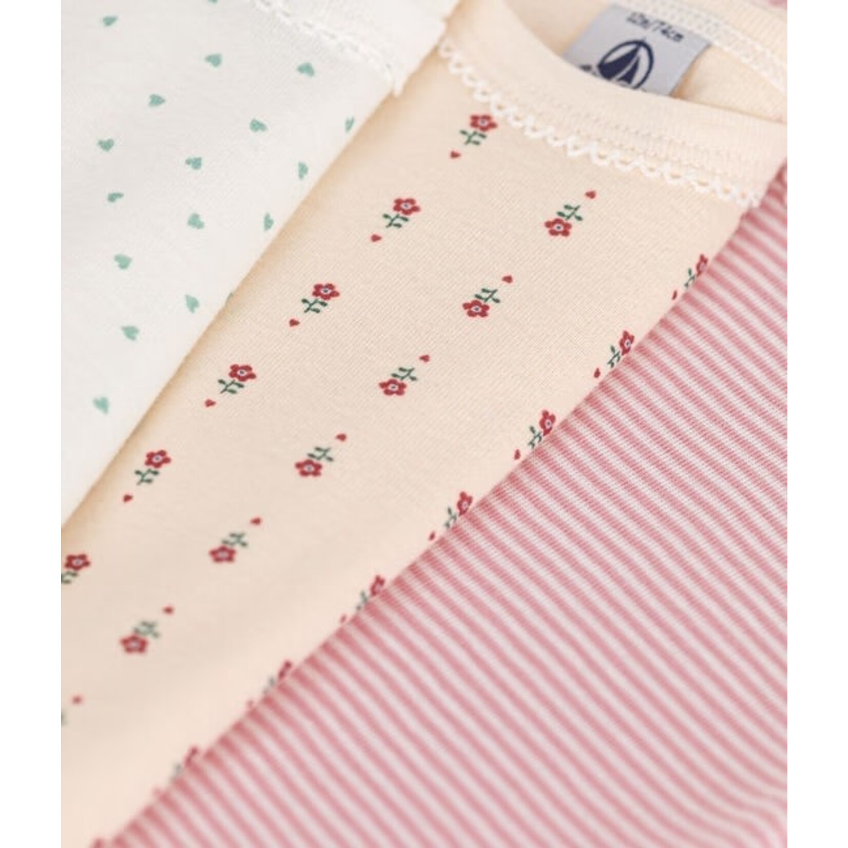 Petit Bateau PETIT BATEAU - Set of 3 short-sleeved onesies with round neck 'Pink stripes/small mint green hearts/flowers on beige background'