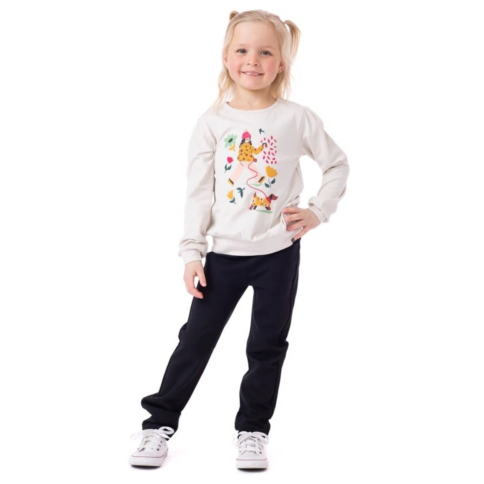 Nanö  NANÖ - Beige Long-Sleeved T-shirt with Print of a Girl and her Dog 'Les jardins de Monet'