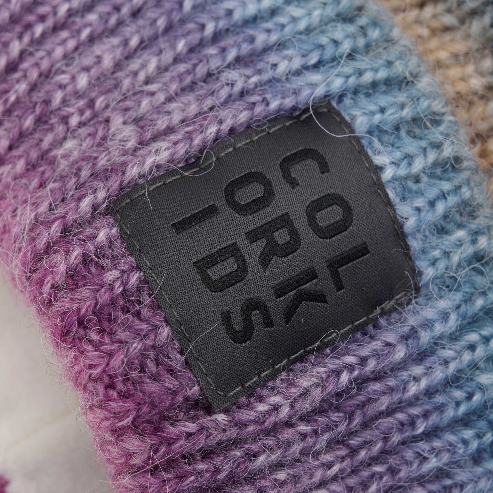 Color Kids COLOR KIDS - Gradient knit hat (random colors)