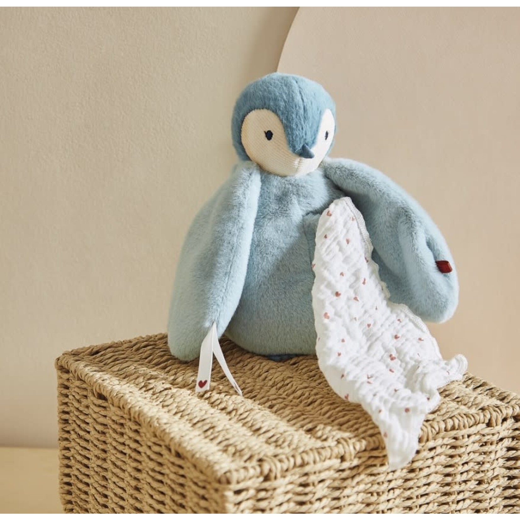 Kaloo KALOO - Peluche à bisous avec doudou dans la poche - Manchot vert/bleu