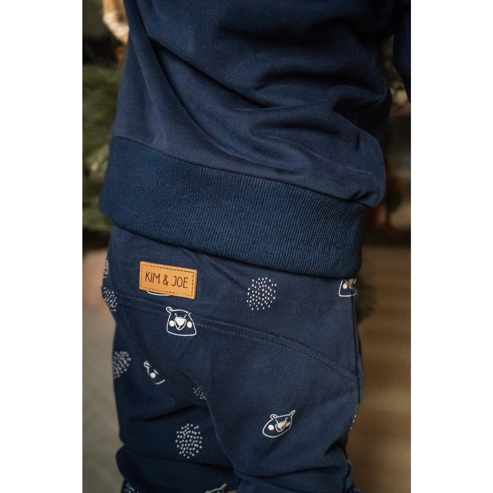 Kim et Joe KimEtJoe - Pantalon évolutif bleu marine imprimé ours polaires