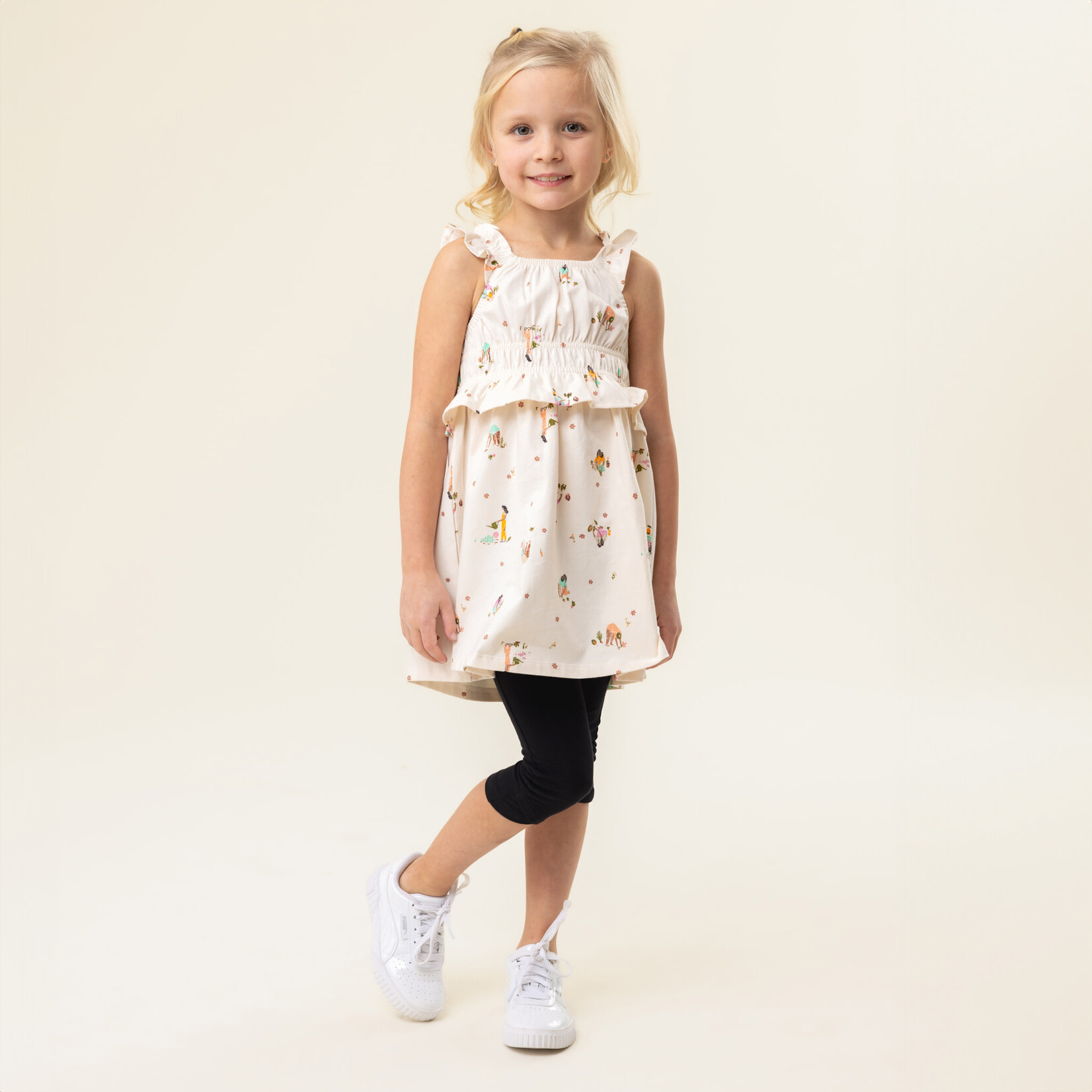Nanö NANÖ - Ivory dress with ruffle straps and a small gardener print 'Petit Pouce Vert'