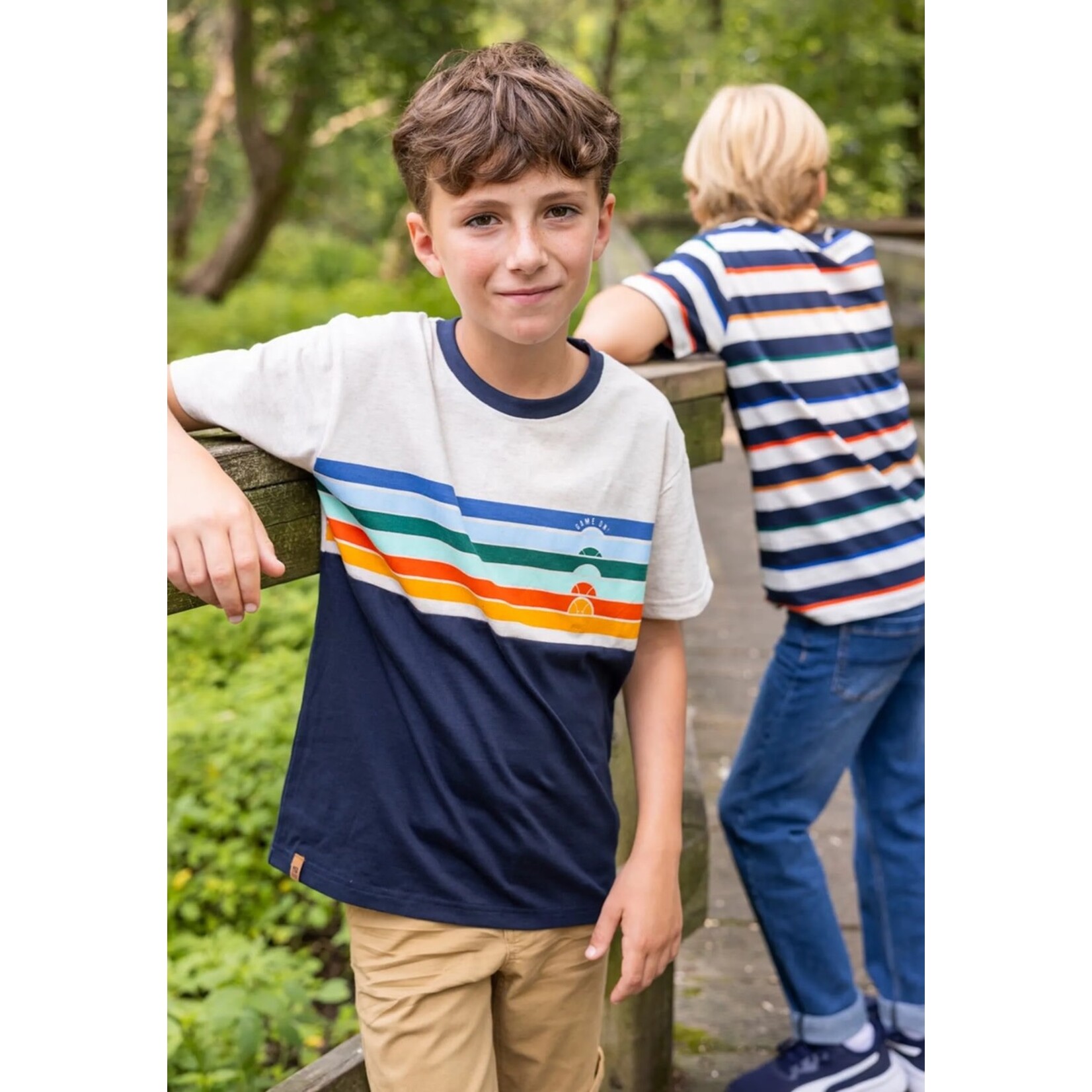 Nanö NANÖ - Heather beige and navy blue short sleeve t-shirt with colorful stripe print and basketballs 'Jour de match'