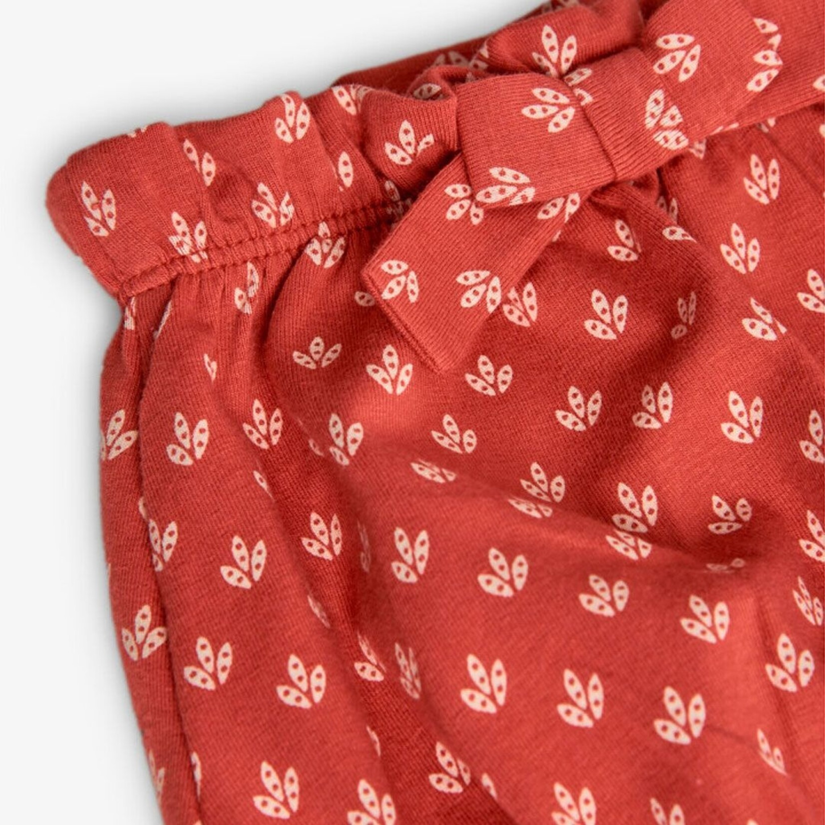 Boboli BOBOLI - 2 Piece Set White Ruffle T-Shirt and Earth Red Shorts With Leaf Pattern