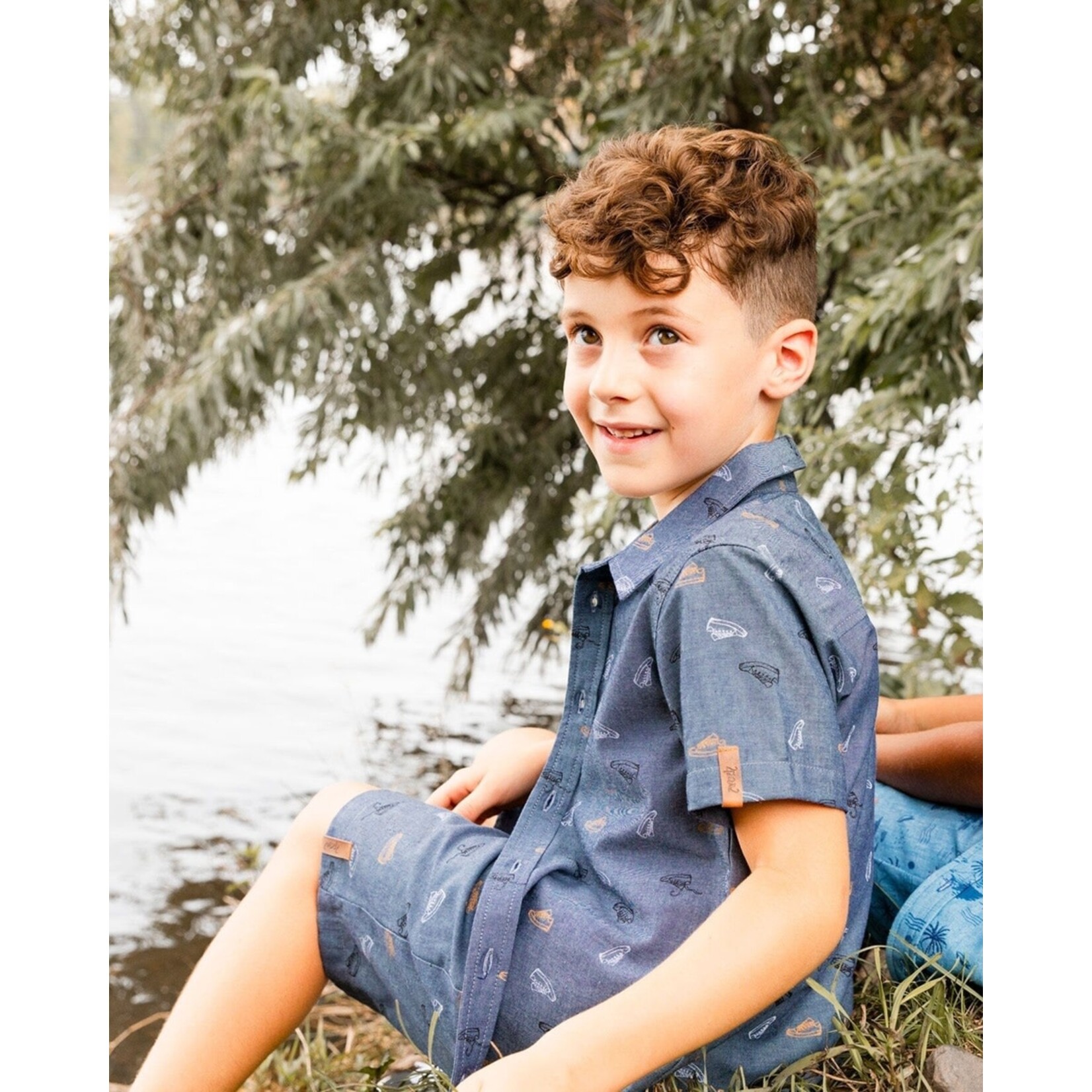 Deux par Deux DEUX PAR DEUX - Chambray short sleeve shirt with grey, white and beige mini shoe print 'B.O.Y.S.'