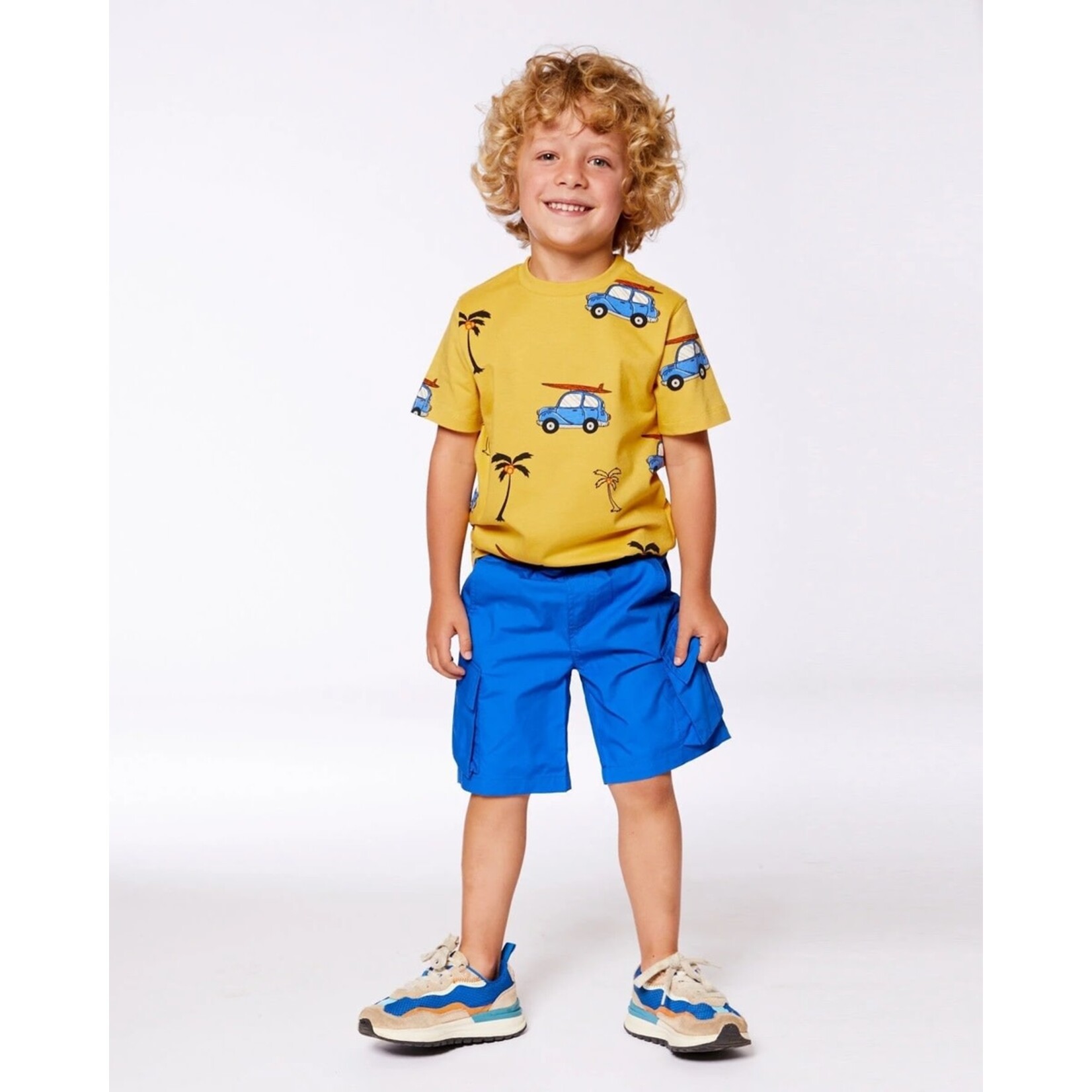 Deux par Deux DEUX PAR DEUX - Yellow short sleeve t-shirt with blue cars and palm trees print 'B.O.Y.S'
