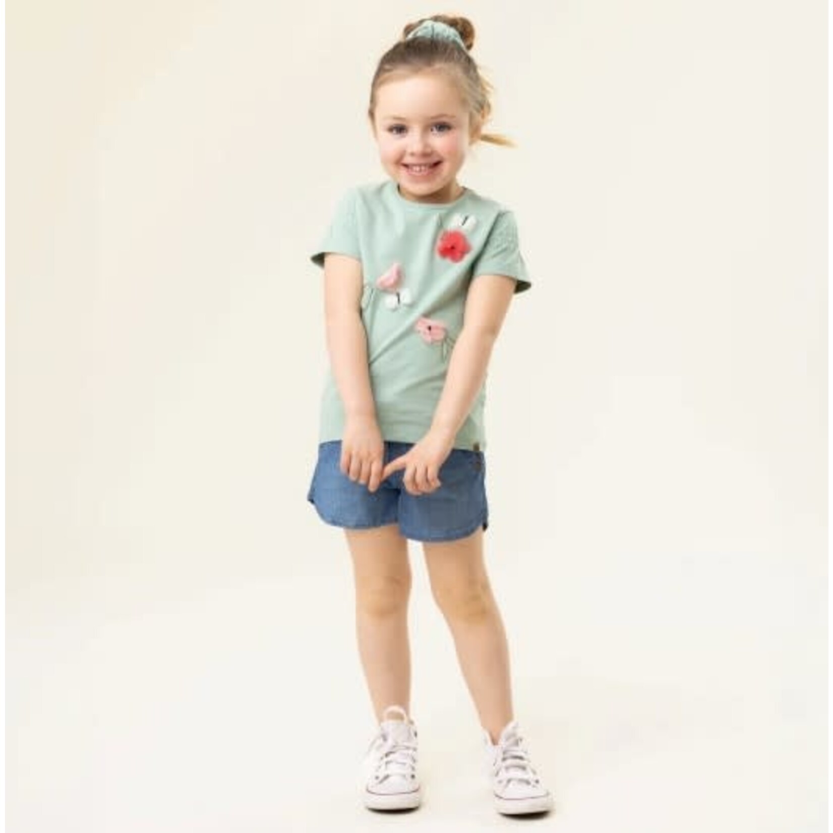 Nanö NANÖ - T-shirt à manches courtes vert avec imprimé 3D de fleurs 'Douce Coccinelle'
