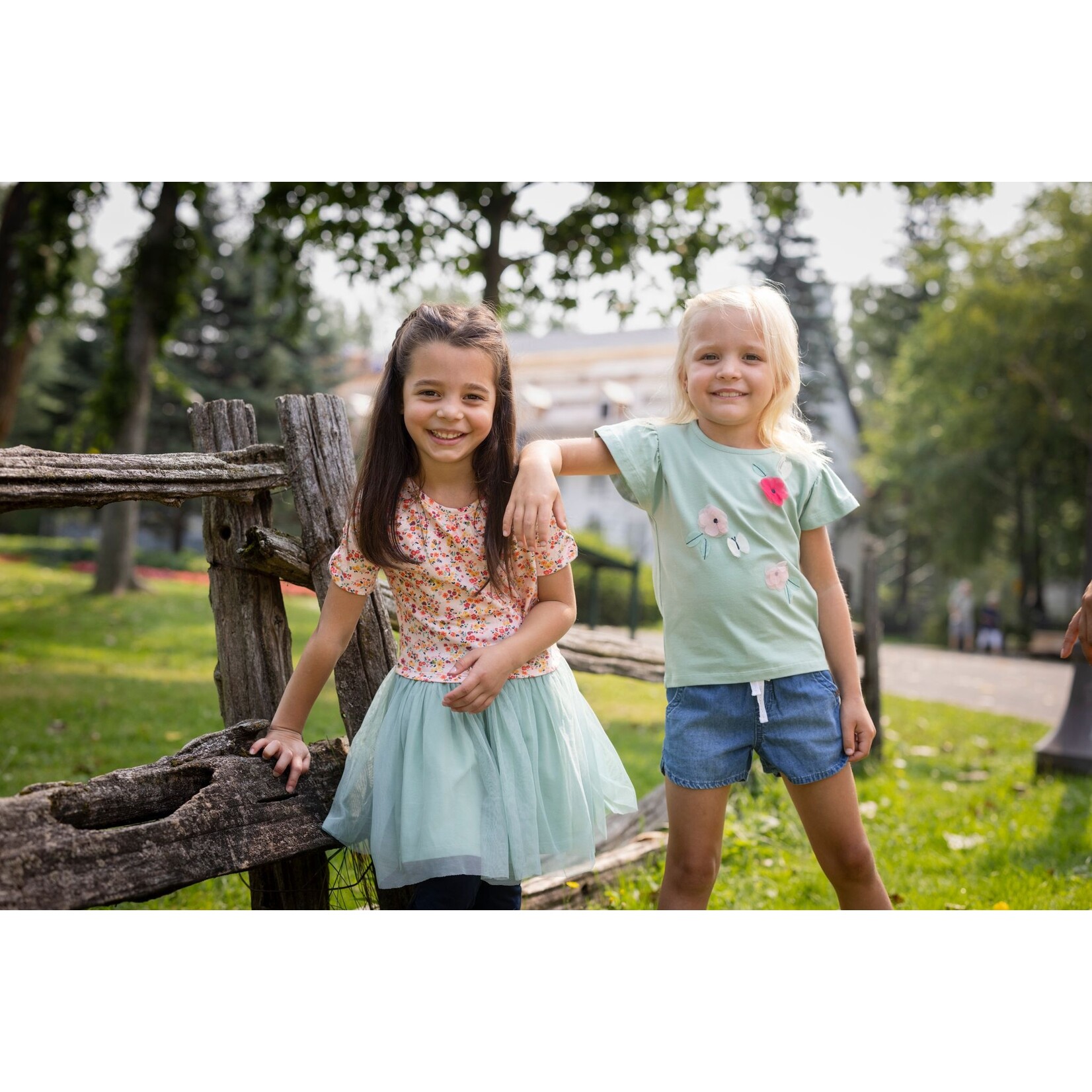 Nanö NANÖ - Shortsleeve dress with flower print top and green tulle skirt 'Douce coccinelle'