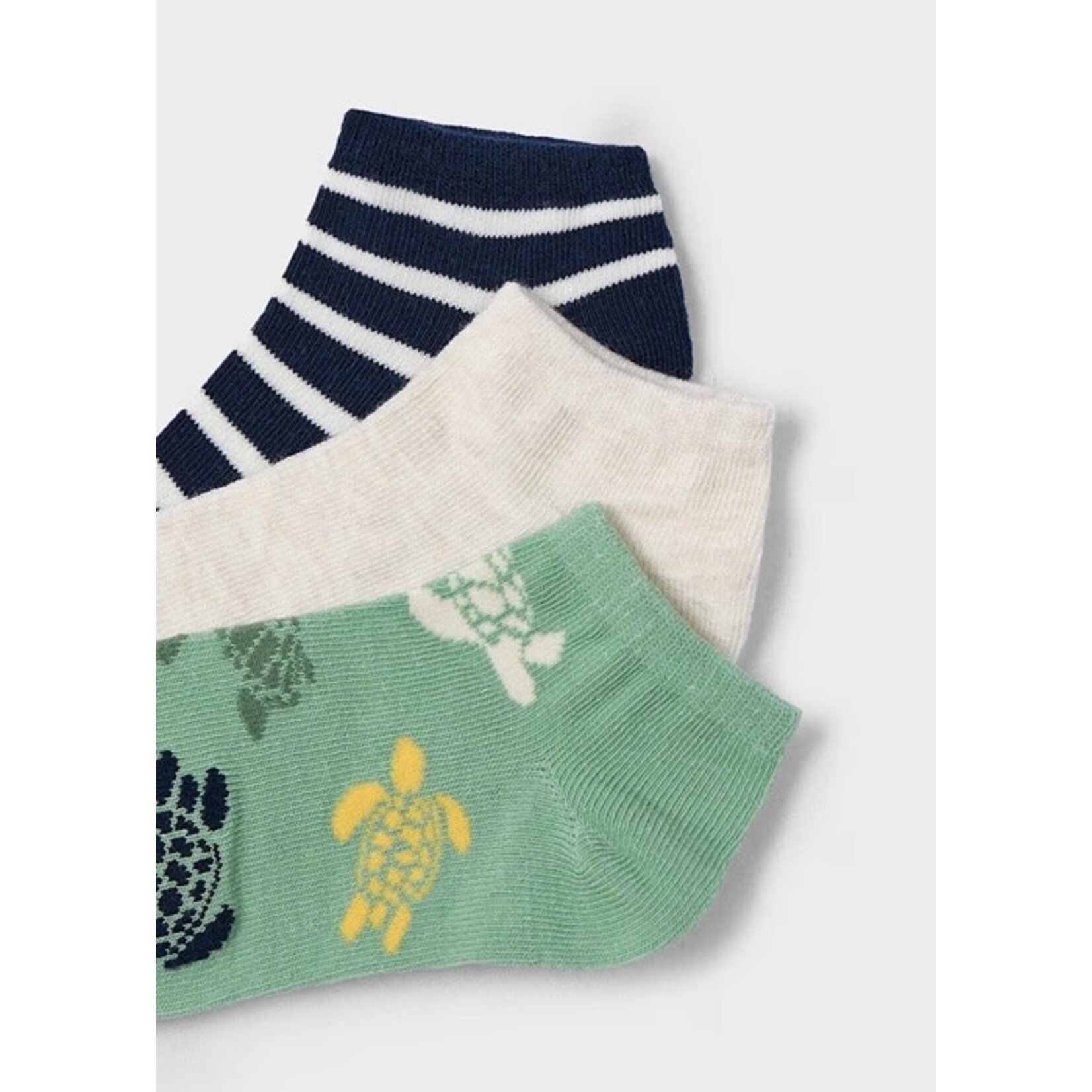 Mayoral MAYORAL - Pack of 3 pairs of ankle socks 'navy with white and yellow line, plain beige and green with turtle print'