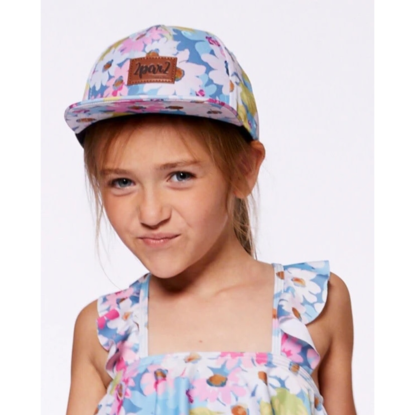 Deux par Deux DEUX PAR DEUX - Casquette imprimée à fleurs blanches, roses et vertes