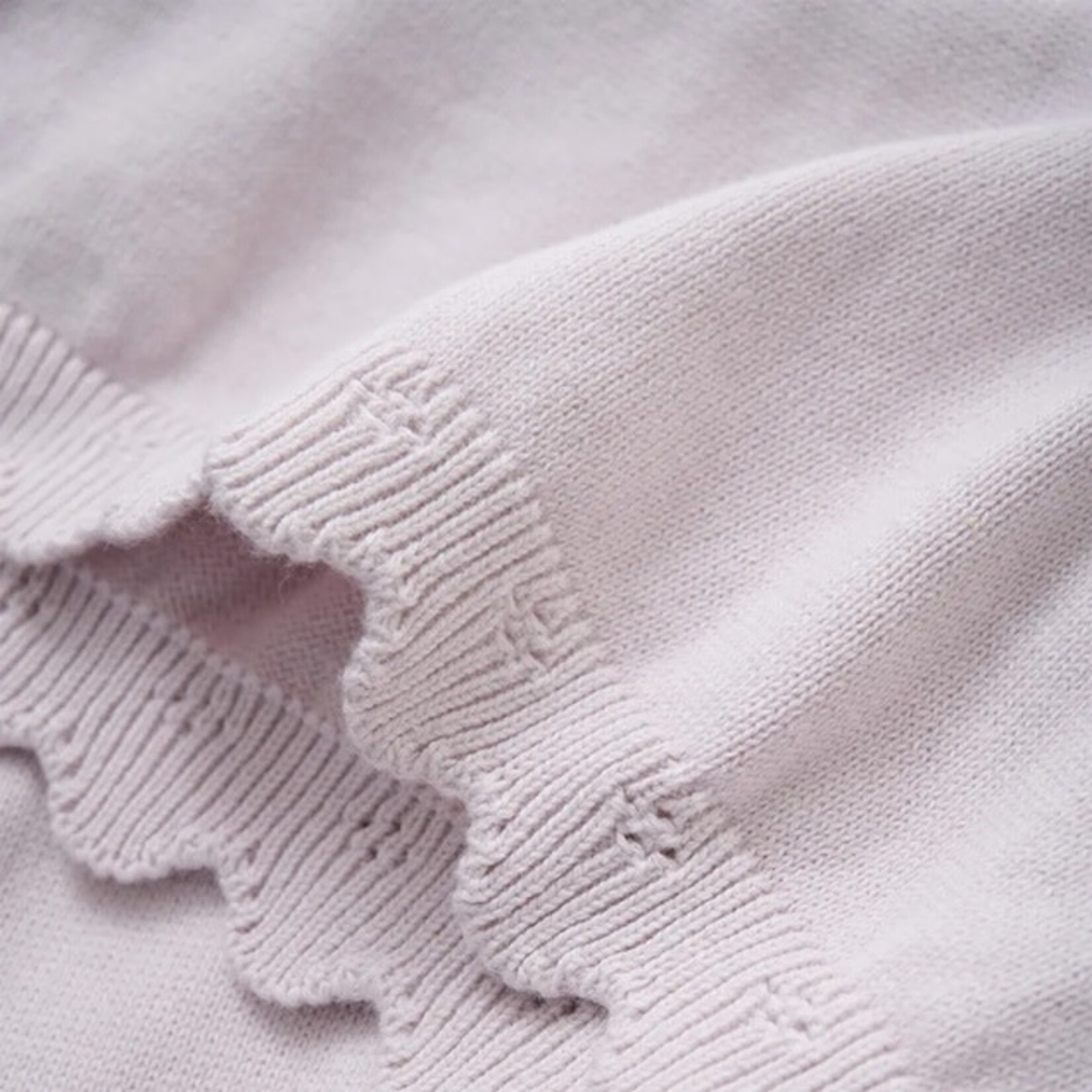 Fixoni FIXONI - Robe mauve pâle en tricot avec manches à volants