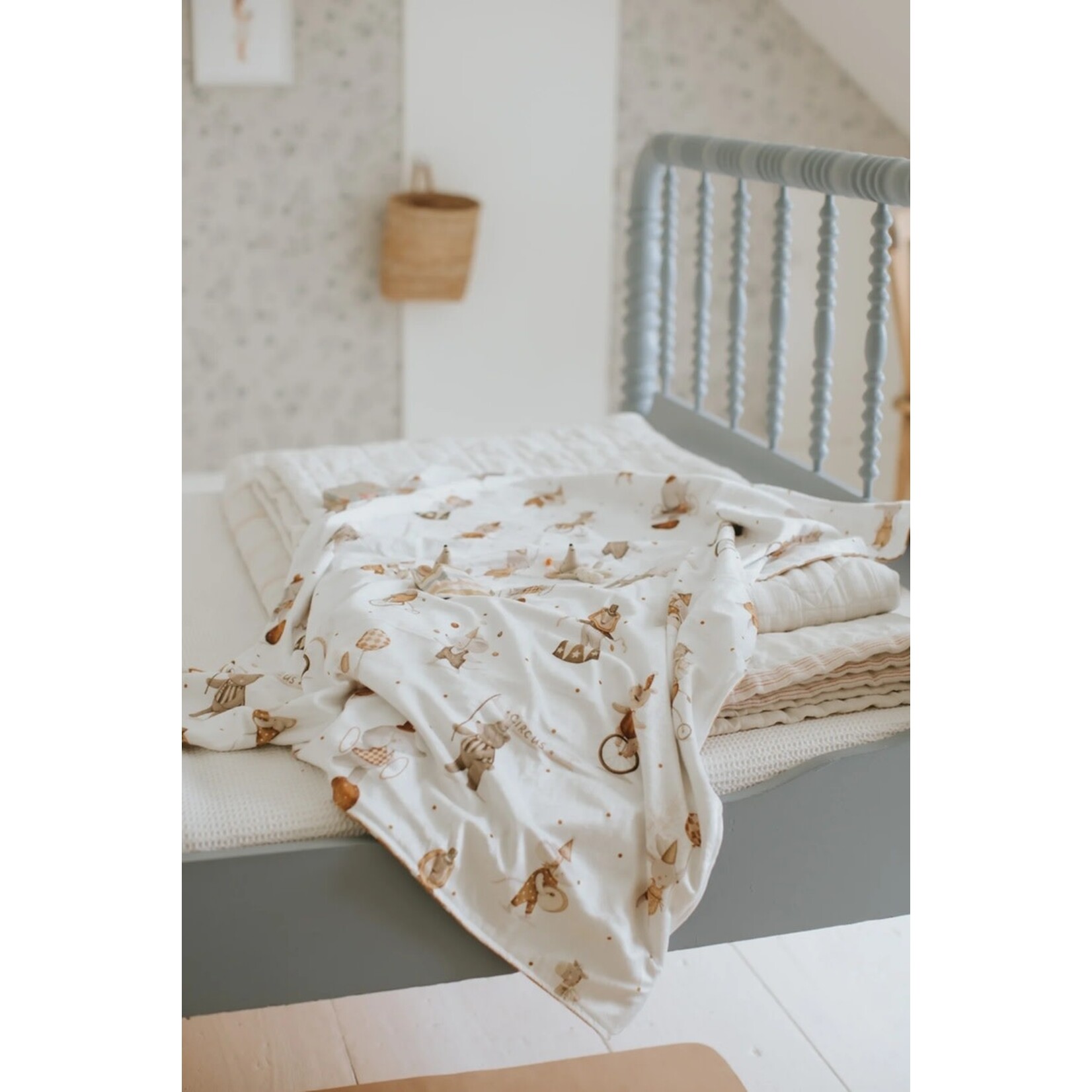 VEILLE SUR TOI - Minky blanket - Le cirque de Julius