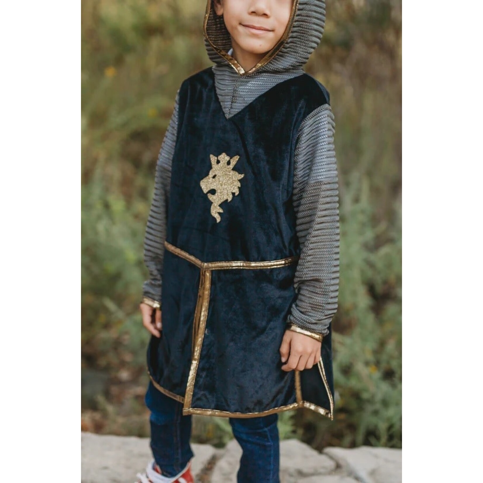 Great Pretenders GREAT PRETENDERS - Knight Set with Tunic, Cape and Crown