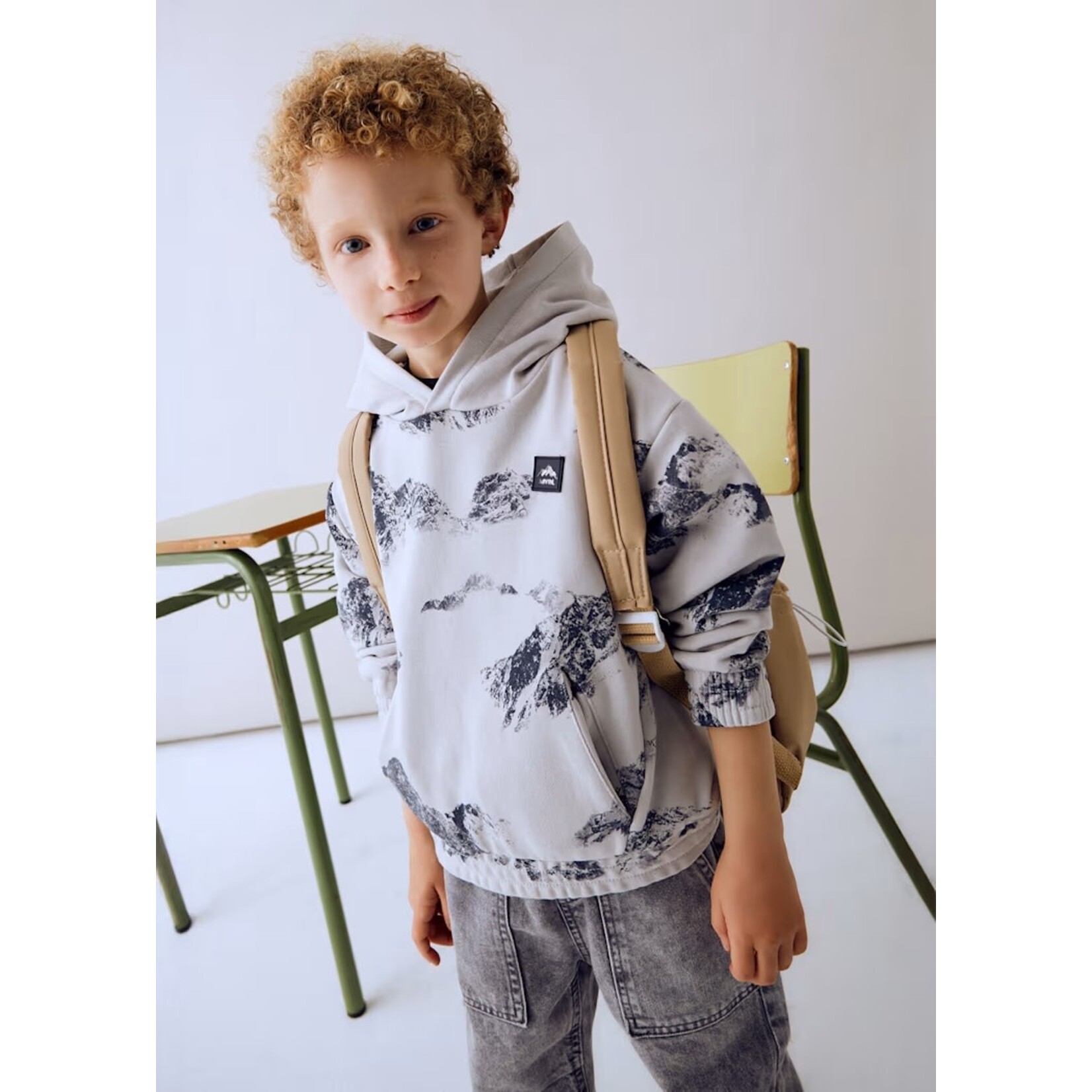 Mayoral MAYORAL - Grey long sleeve hoodie with mountain print