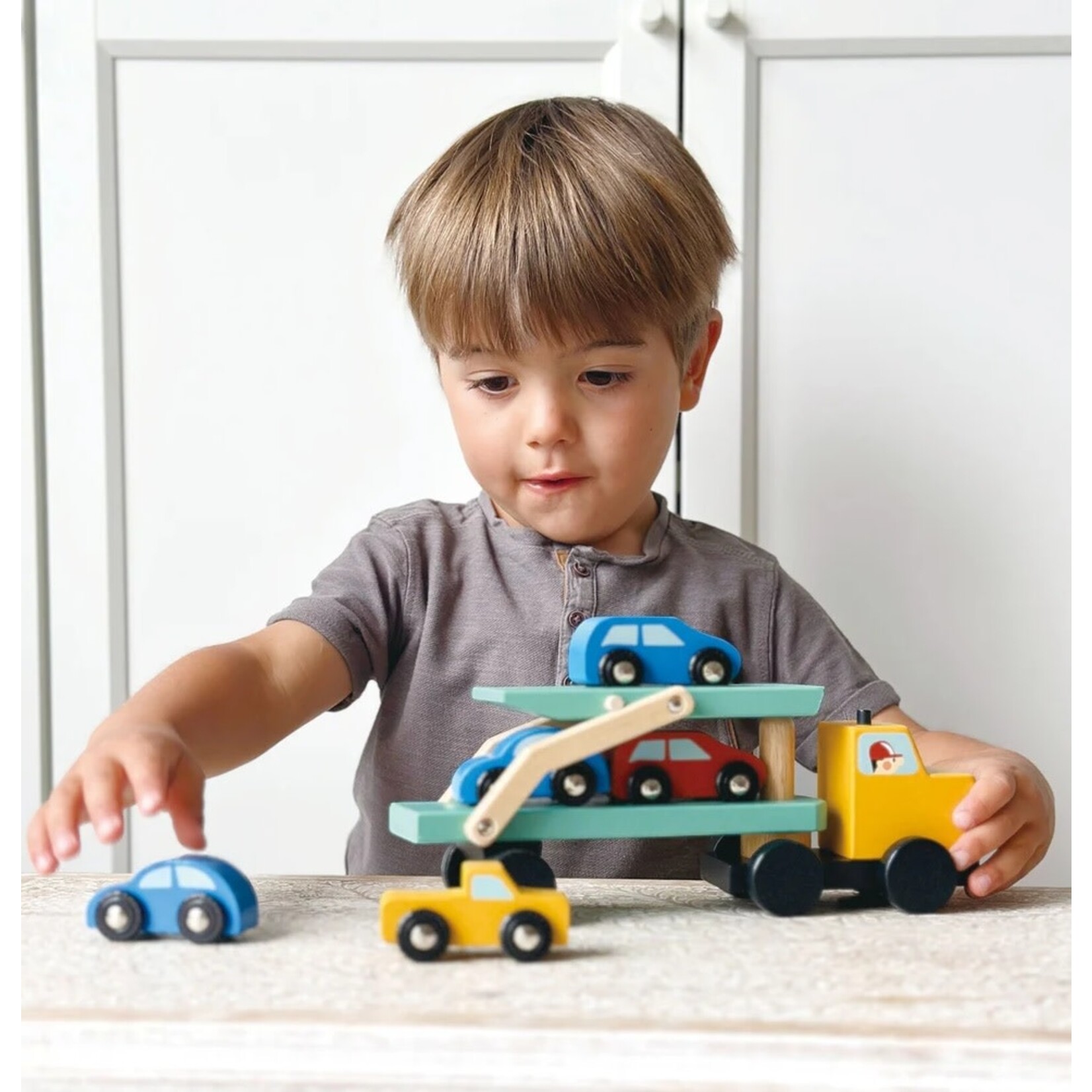 Mentari MENTARI - Transporteur de véhicules en bois