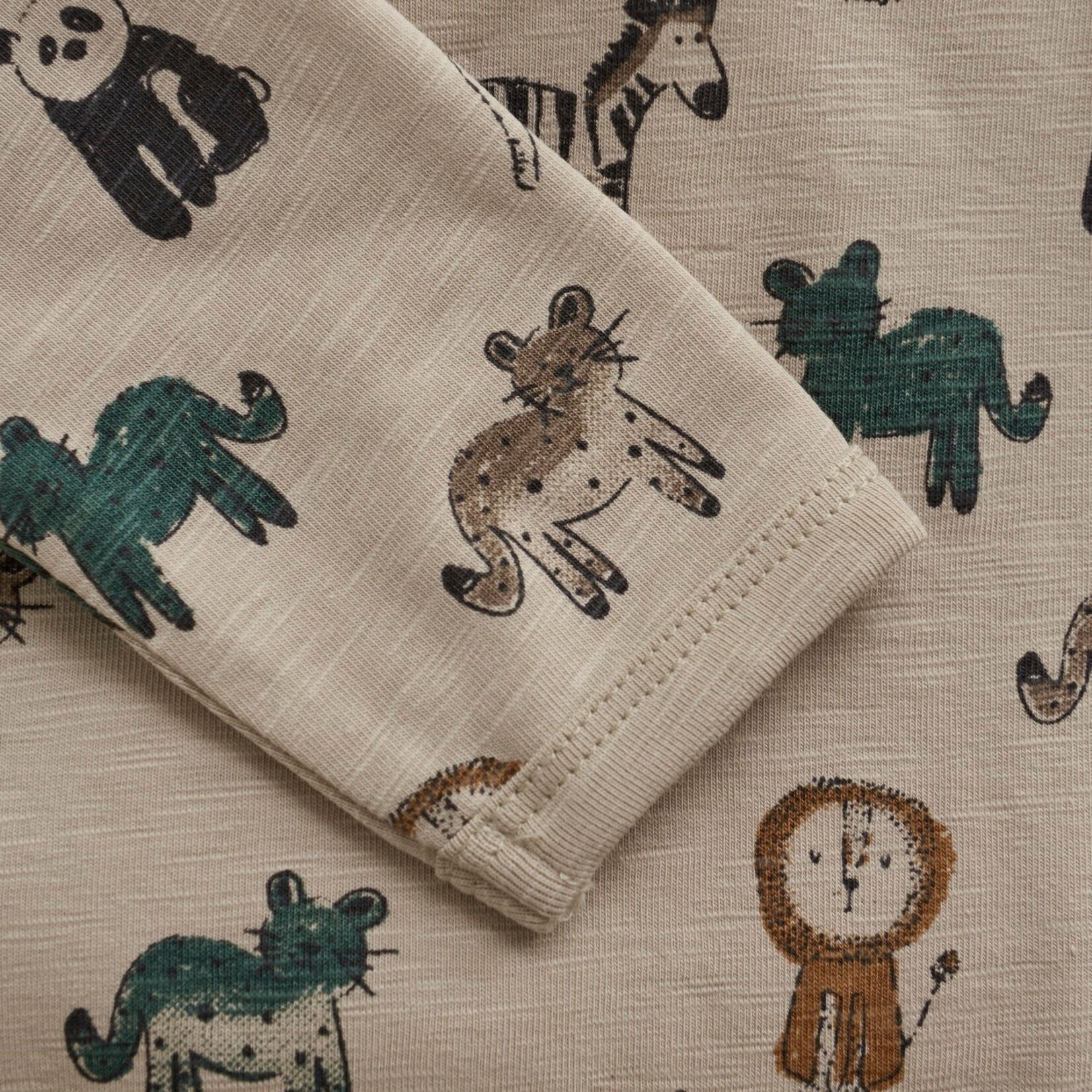 Minymo MINYMO - Bodysuit with Savannah Animals Print