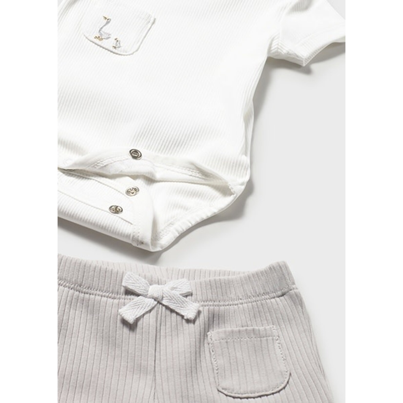 Mayoral MAYORAL - Ensemble  2 pièces côtelés avec cache-couche blanc à motif de canards et short gris