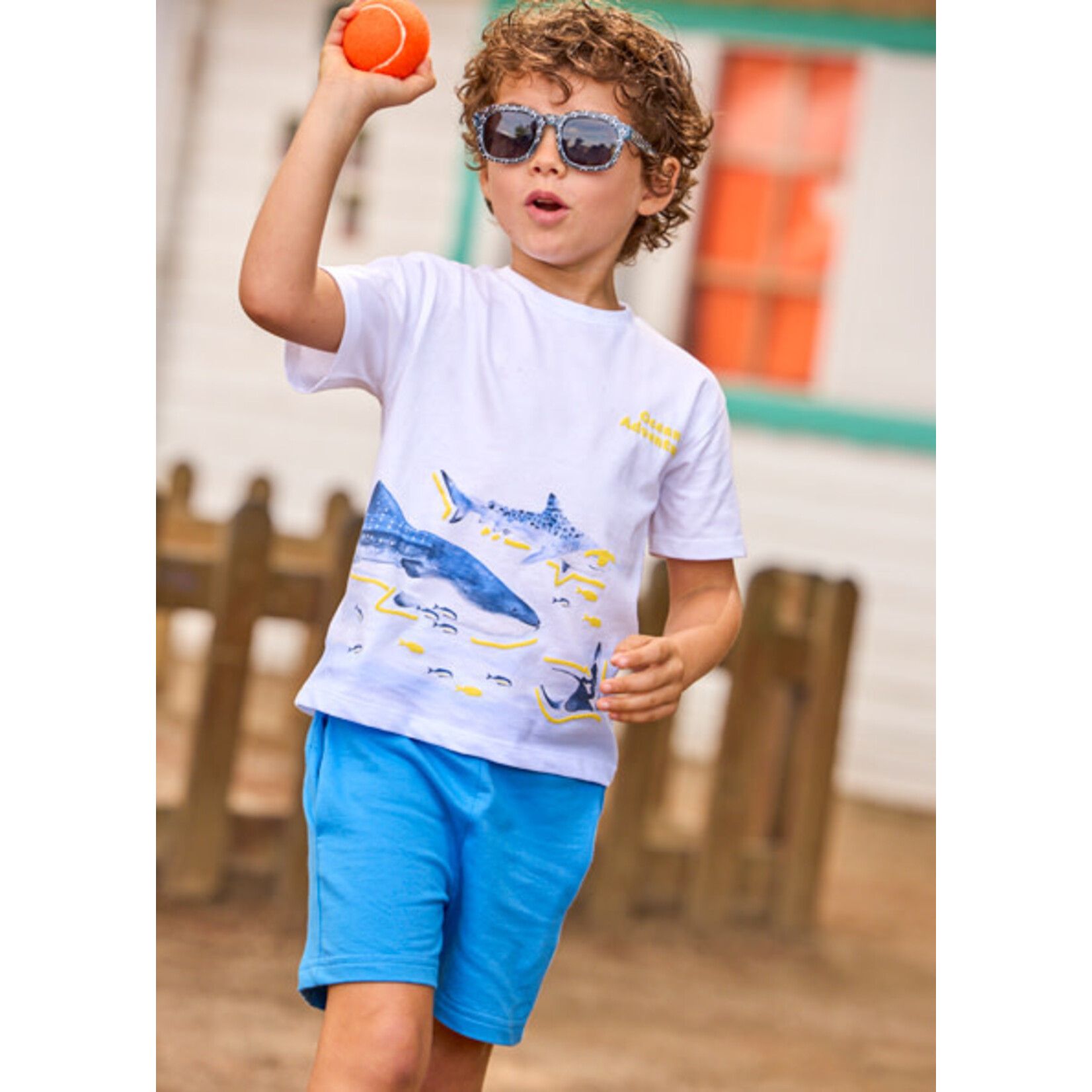 Mayoral MAYORAL - 2-piece set - White T-shirt with shark print and blue shorts
