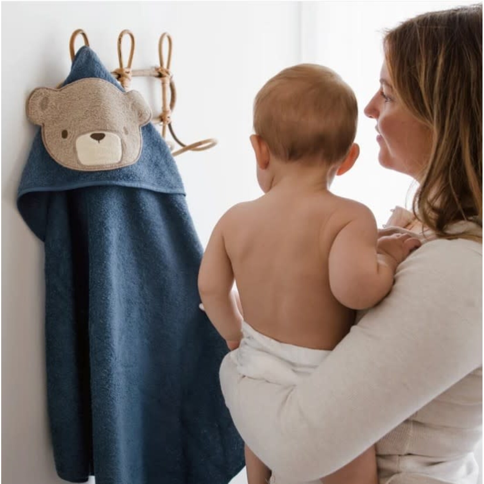 Perlimpinpin PERLIMPINPIN - Serviette de bain à capuchon bleu 'Ours'