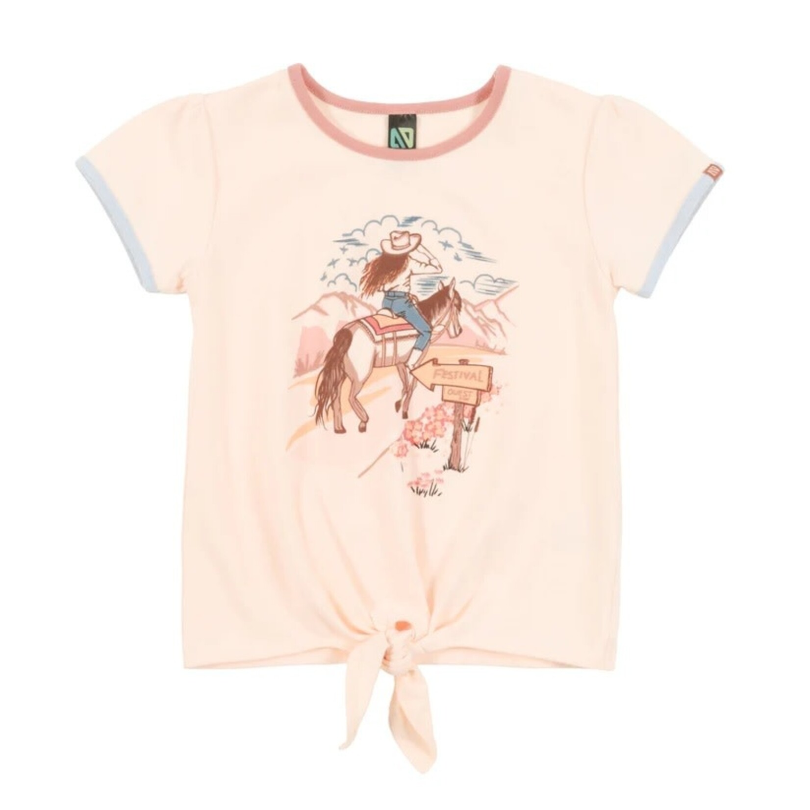 Nanö NNANÖ - Beige T-shirt with print of a cowgirl on a horse in the West 'The Cowgirls Club'