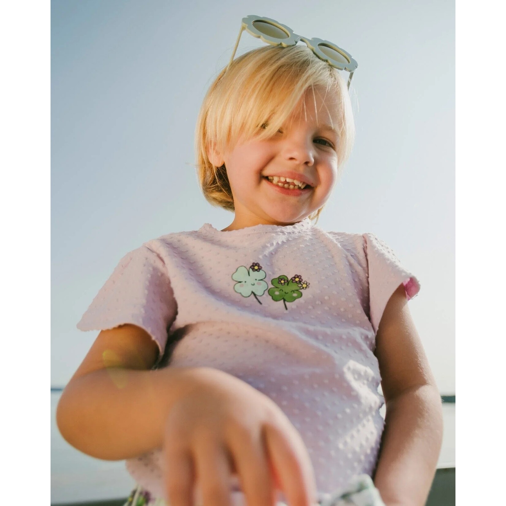 Deux par Deux DEUX PAR DEUX- T-shirt en jersey lavande avec imprimé de trèfles 'Trèfles et violettes'