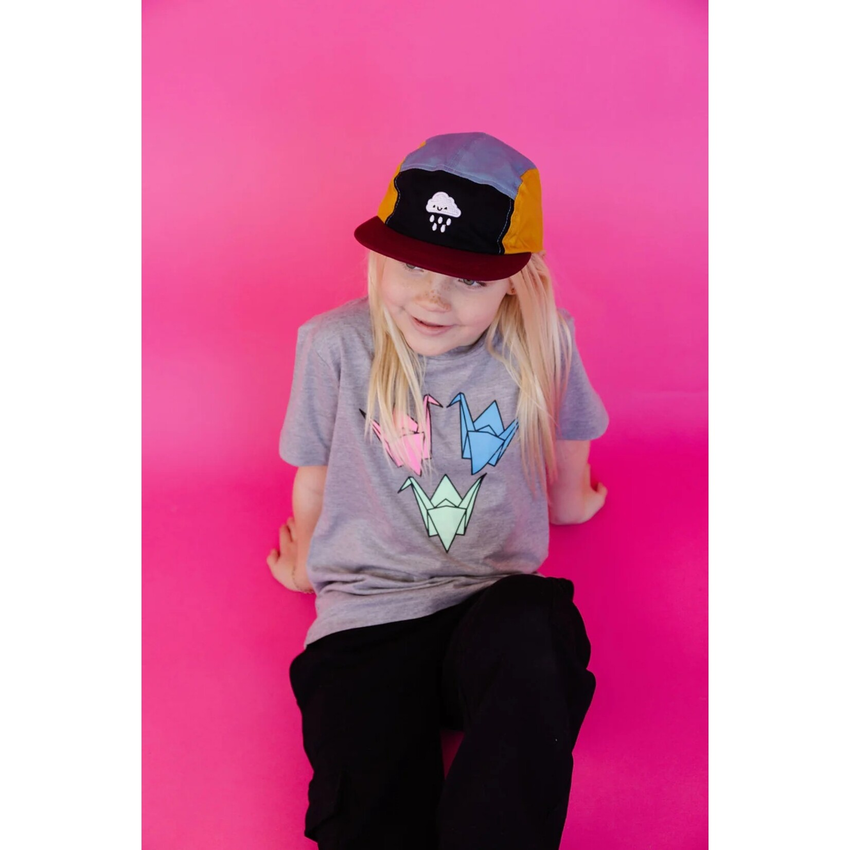 Whistle & Flute WHISTLE AND FLUTE - Casquette bleu, jaune et rouge 'Kawaii - Cloud Camp'