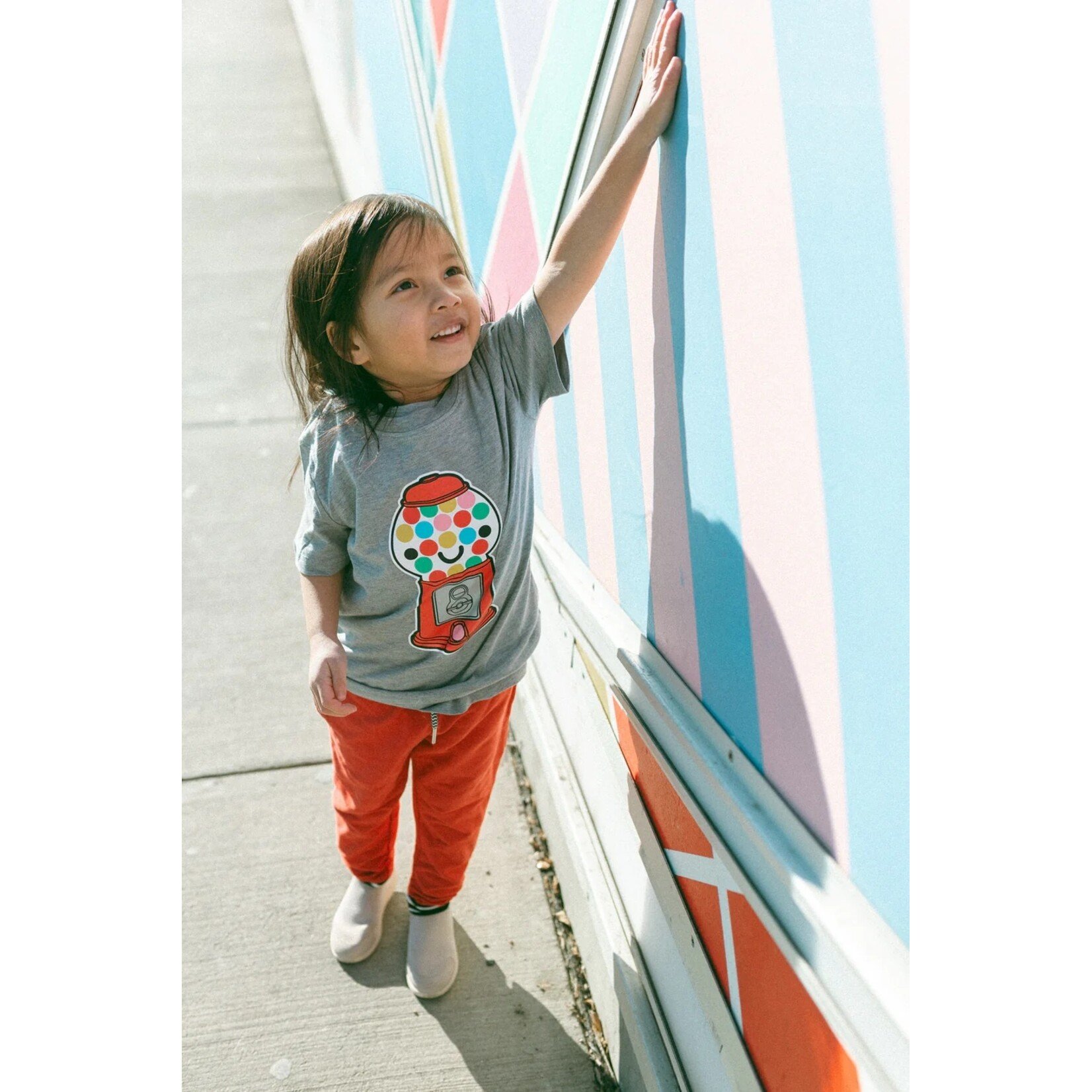 Whistle & Flute WHISTLE AND FLUTE - T-shirt gris 'Kawaii - Gumball Machine'