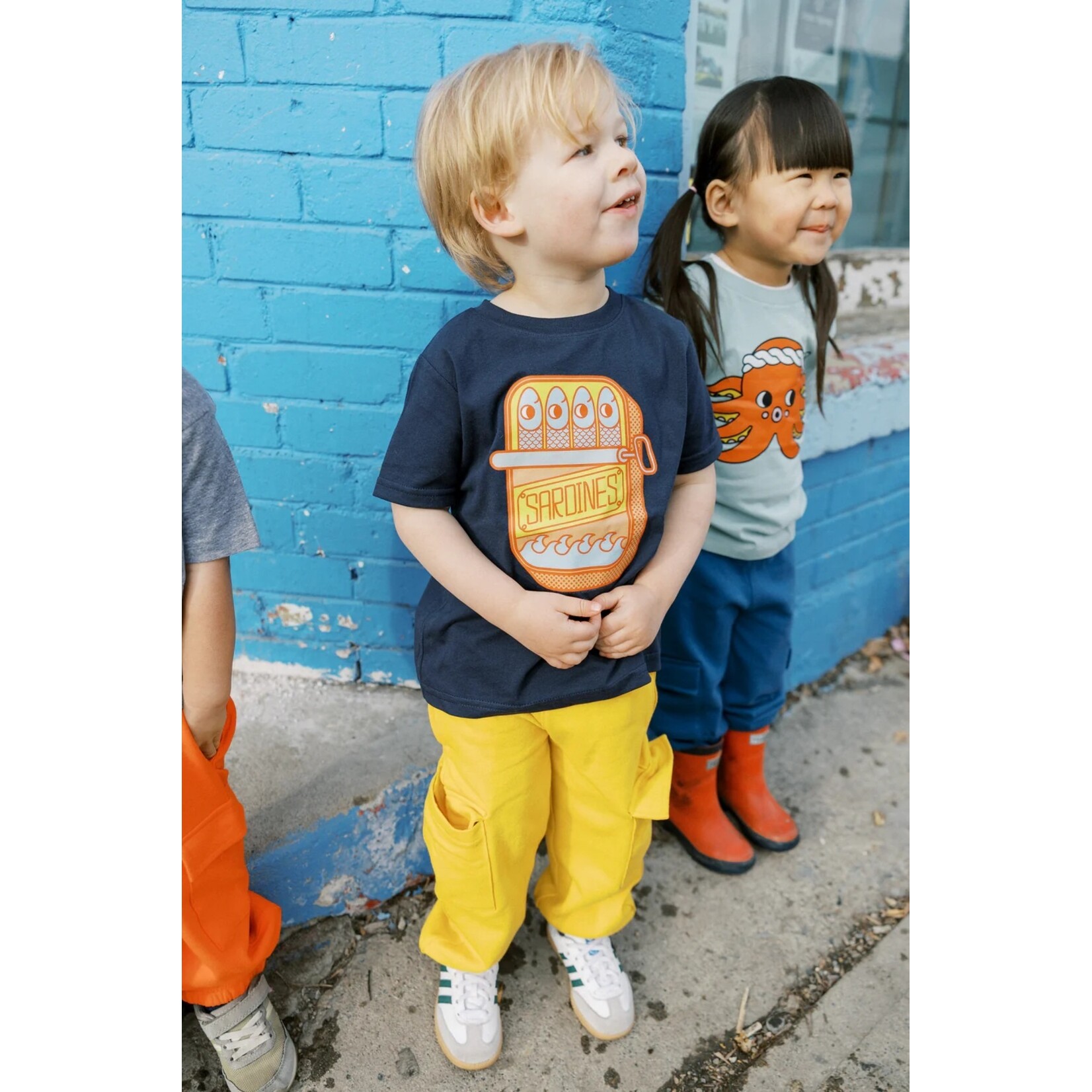 Whistle & Flute WHISTLE AND FLUTE - Dark blue 'Kawaii - Sardines' t-shirt