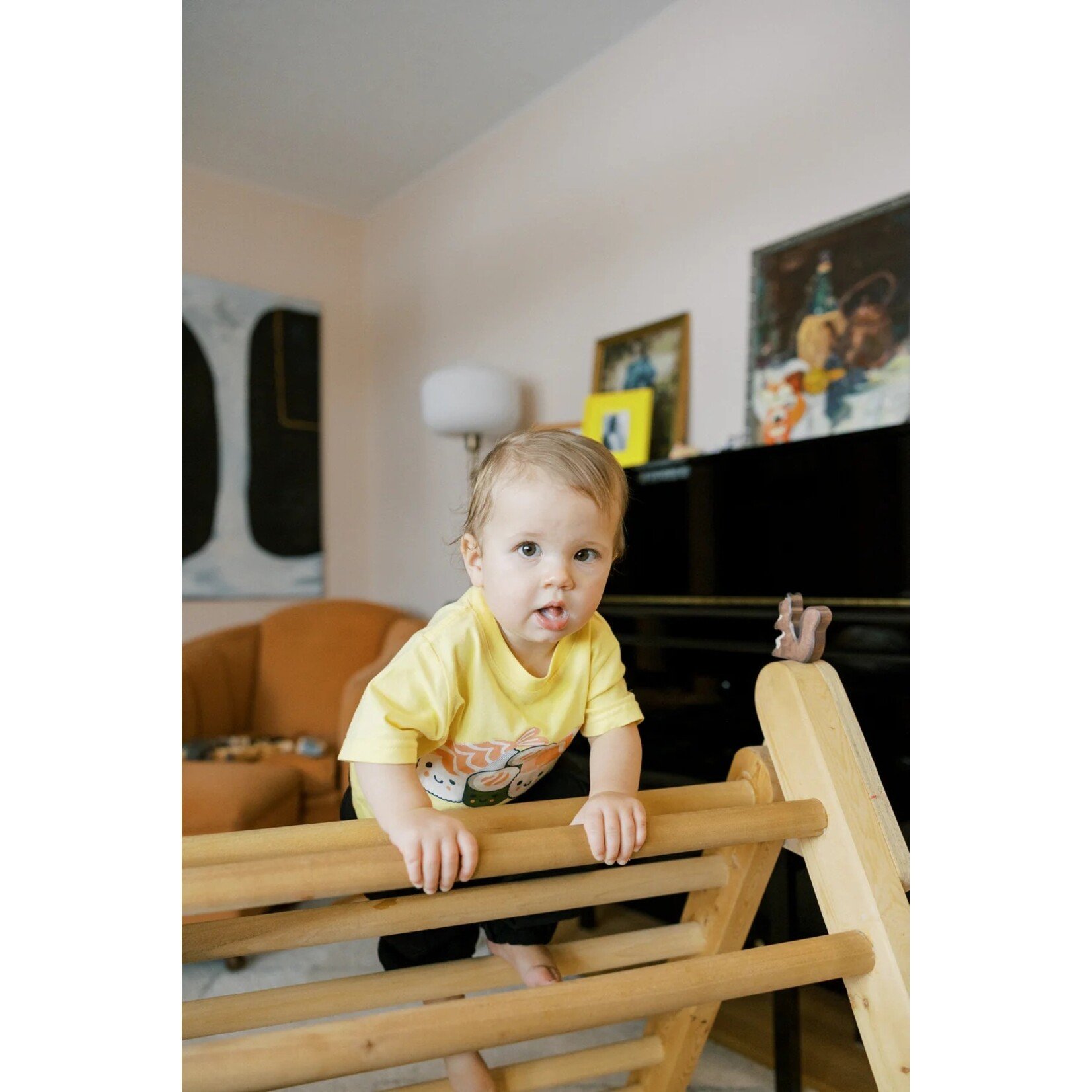 Whistle & Flute WHISTLE AND FLUTE - T-shirt jaune 'Kawaii - Sushi Family'