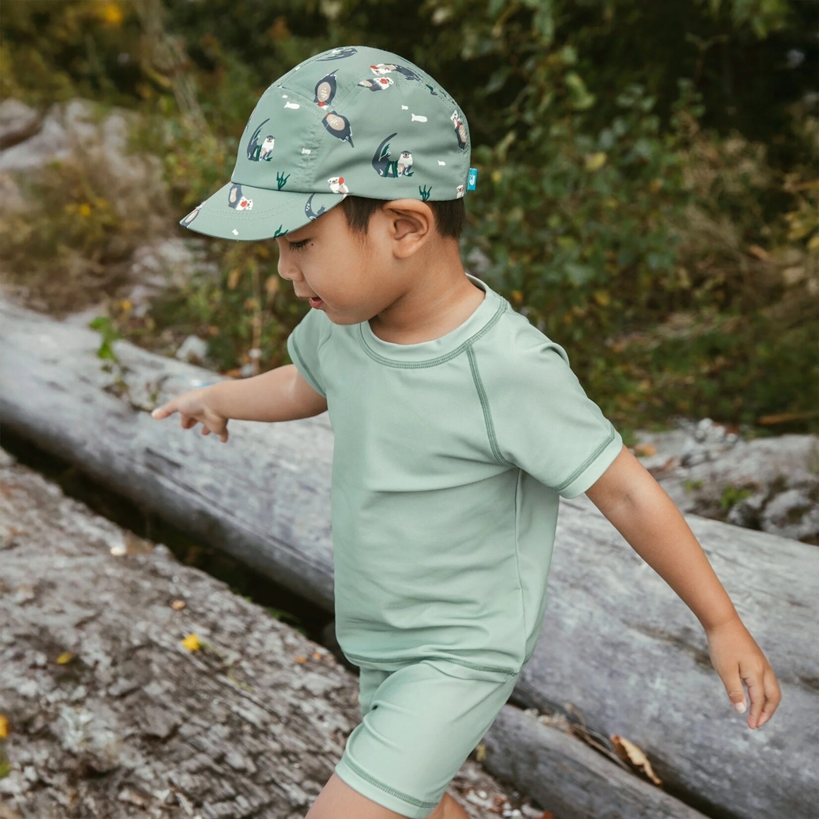 JAN&JUL JAN&JUL - Green cap with 'SunLite' otter print