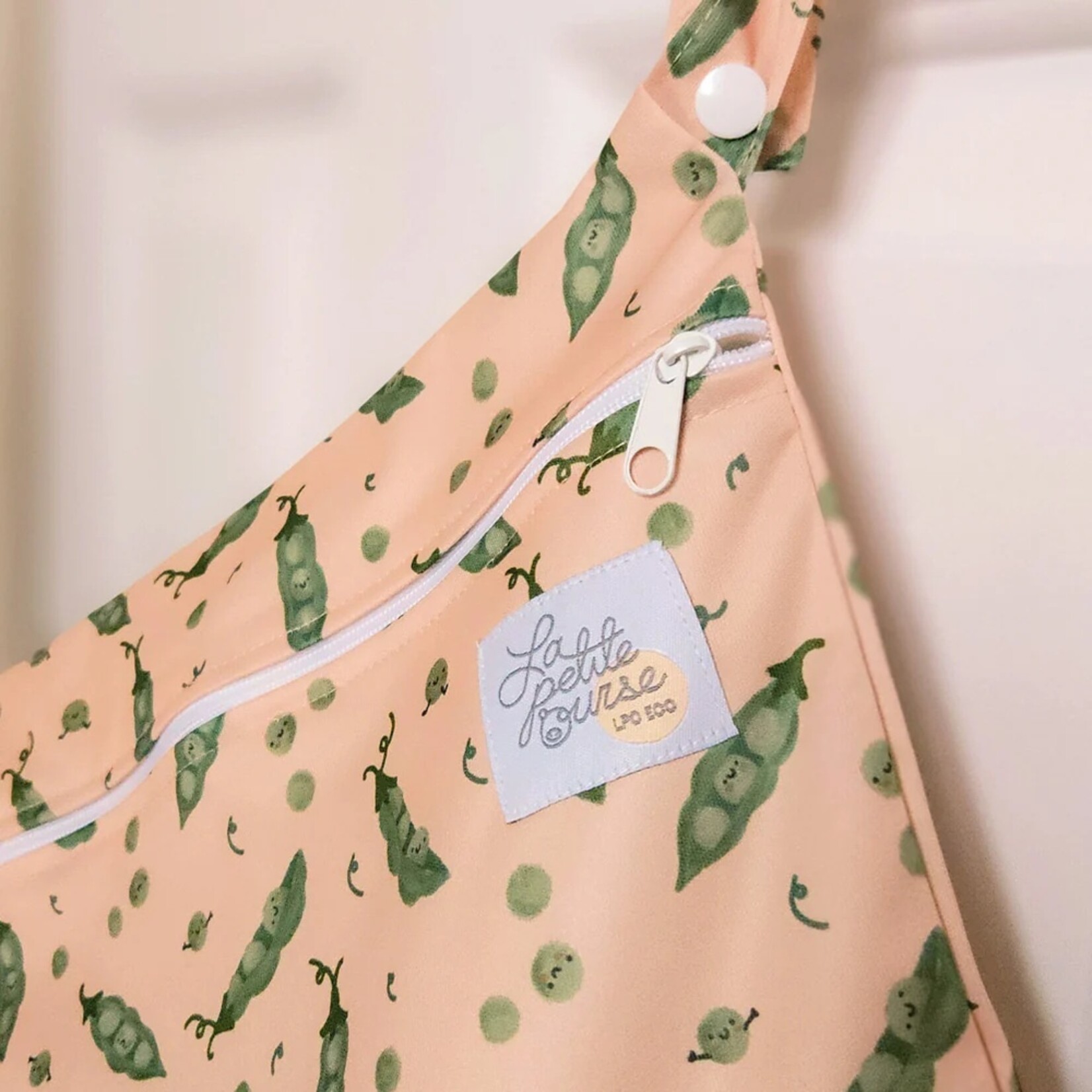 La Petite Ourse LA PETITE OURSE - 'Green Pea' Carrier Bag