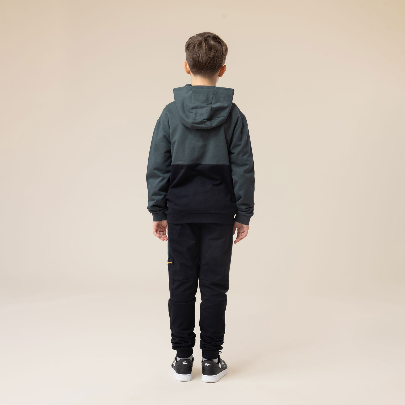 Nanö NANÖ - Veste à capuchon vert, jaune et noir 'Plein gaz!'