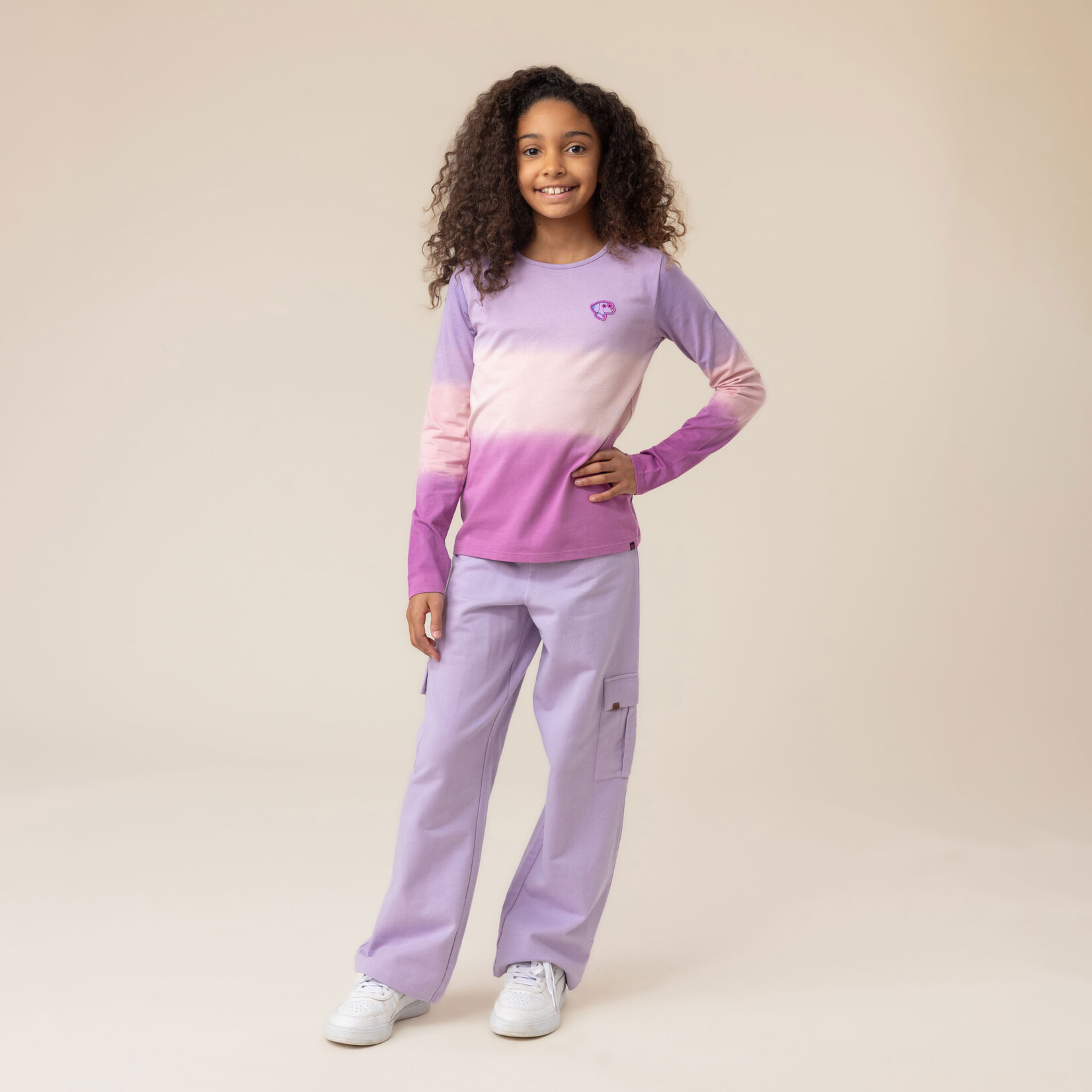 Nanö NANÖ - T-shirt lilas à manches longues teint par nouage avec écusson 'Bonne Journée'