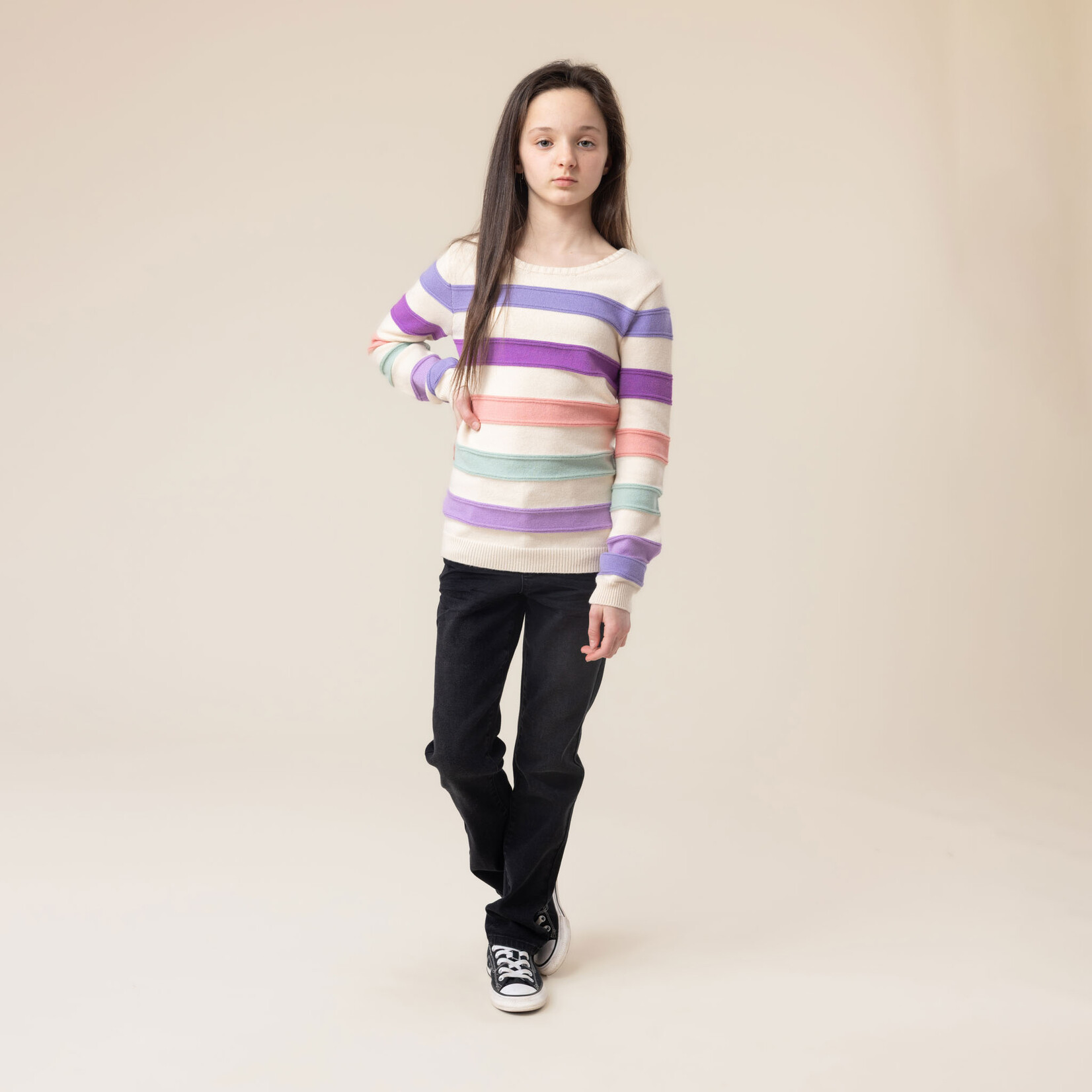 Nanö NANÖ - Ivory knit sweater with colorful stripes 'Bonne Journée'