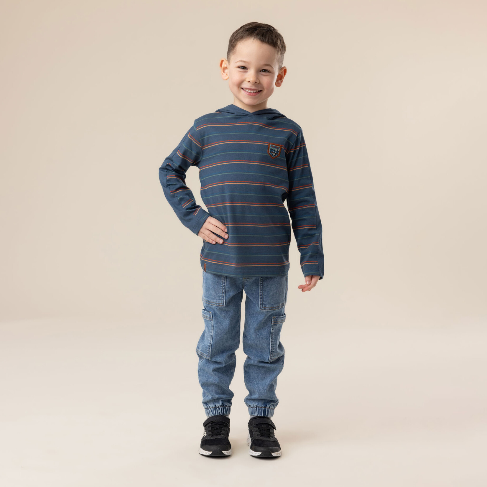 Nanö NANÖ - Navy blue long-sleeved T-shirt with a hood and stripes 'Exploration du nord!'