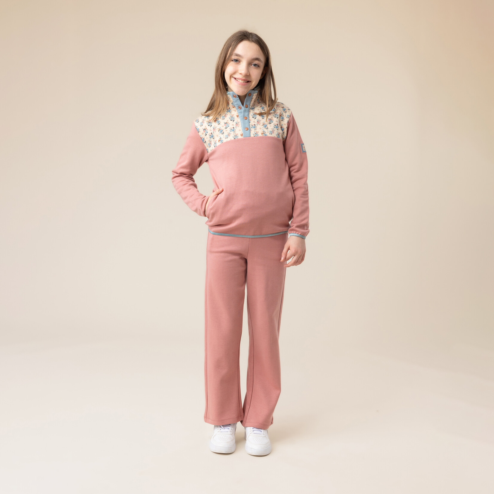 Nanö NANÖ - Chandail en coton ouaté rose avec imprimé de fleurs 'Journée en Fleurs'