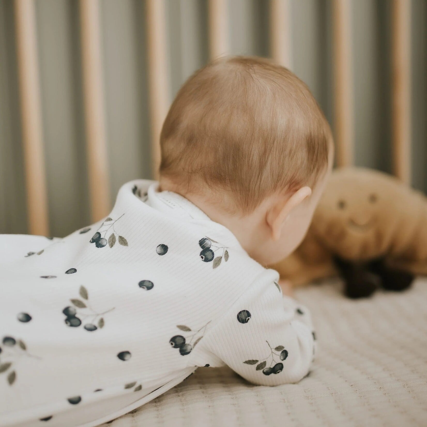 Petit Lem PETIT LEM - Pyjama de bébé blanc côtelé à imprimé de bleuets