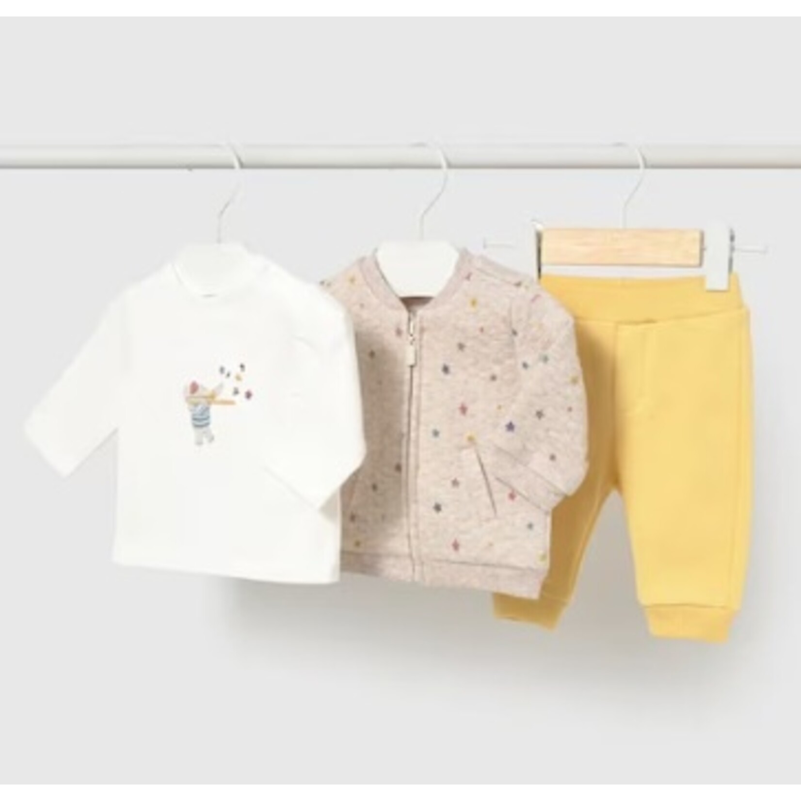Mayoral MAYORAL - 3-piece set - white long-sleeved t-shirt with elephant print, yellow trousers and heather beige jacket with star pattern