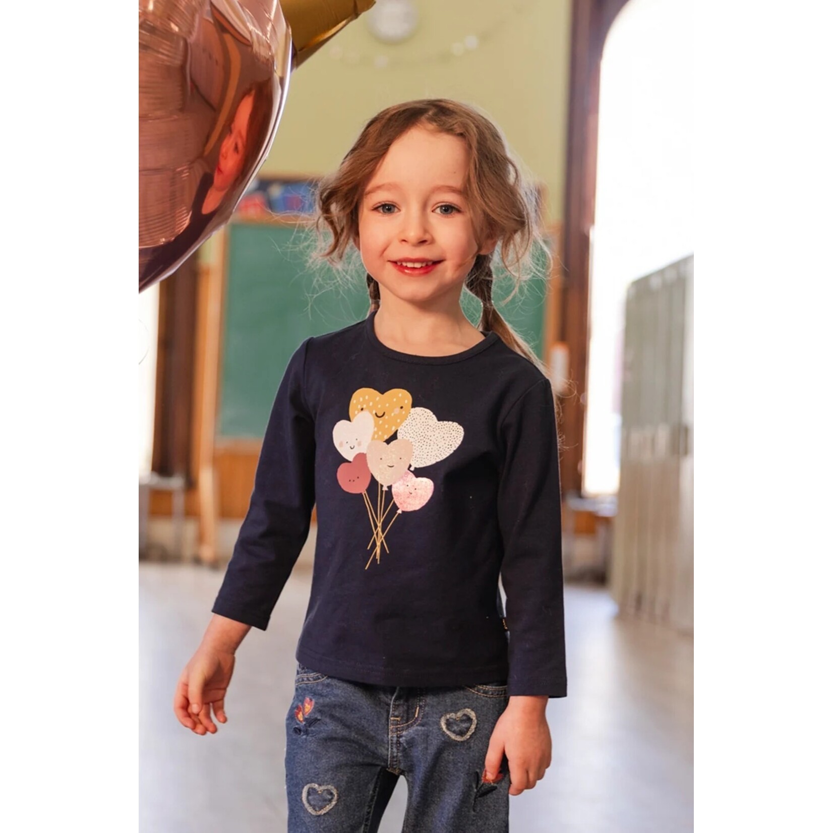 Deux par Deux  DEUX PAR DEUX - Navy long-sleeve T-shirt with a shiny heart-shaped balloon bouquet print