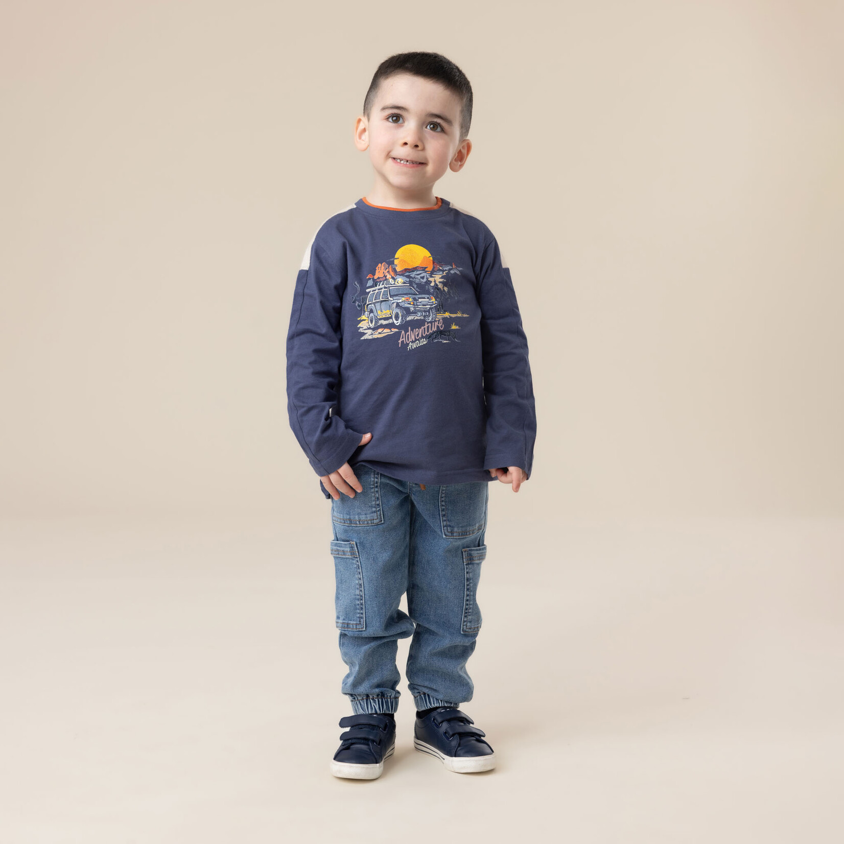 Nanö NANÖ - T-shirt à manches longues bleu marine avec imprimé nature  'Gout d'aventure'