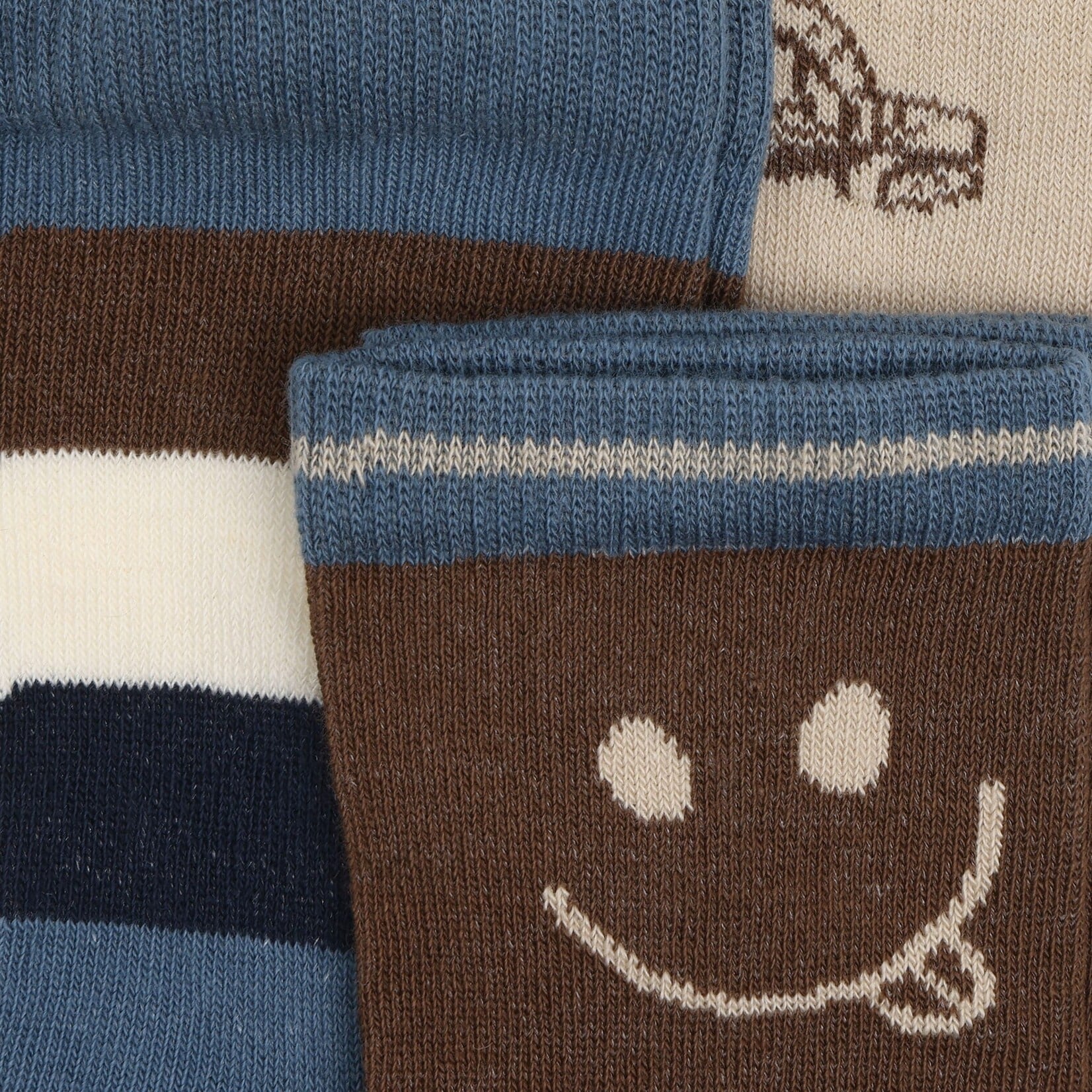 Minymo MINYMO - Set of 3 pairs of socks 'Beige, brown, and blue – Tractors, smiles, and stripes'