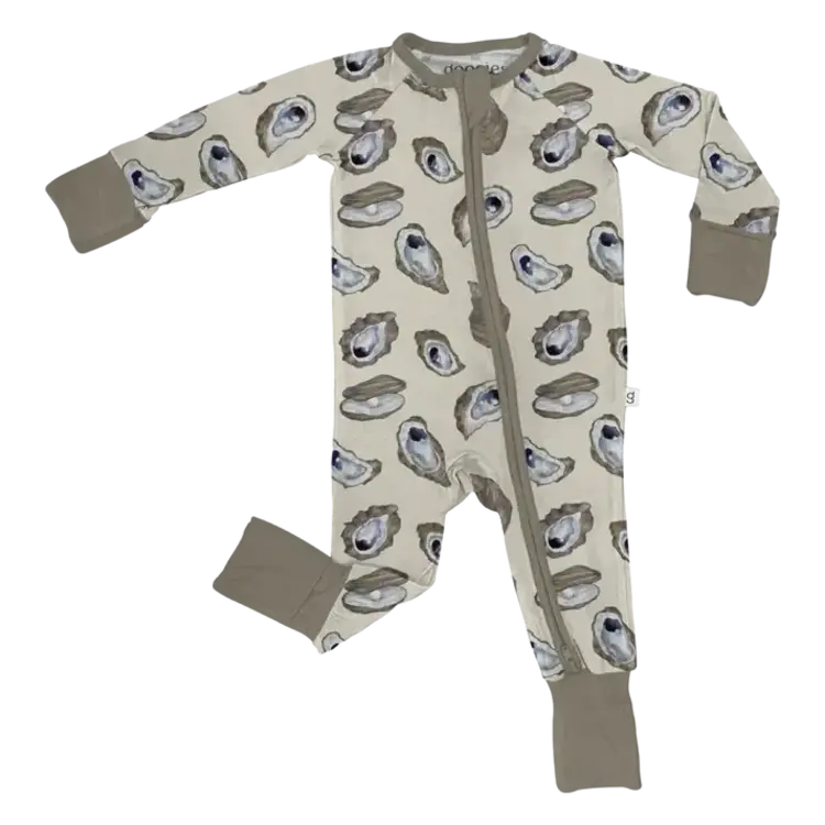 Goosies Coastal Oysters Long Sleeve Zipper Pjs