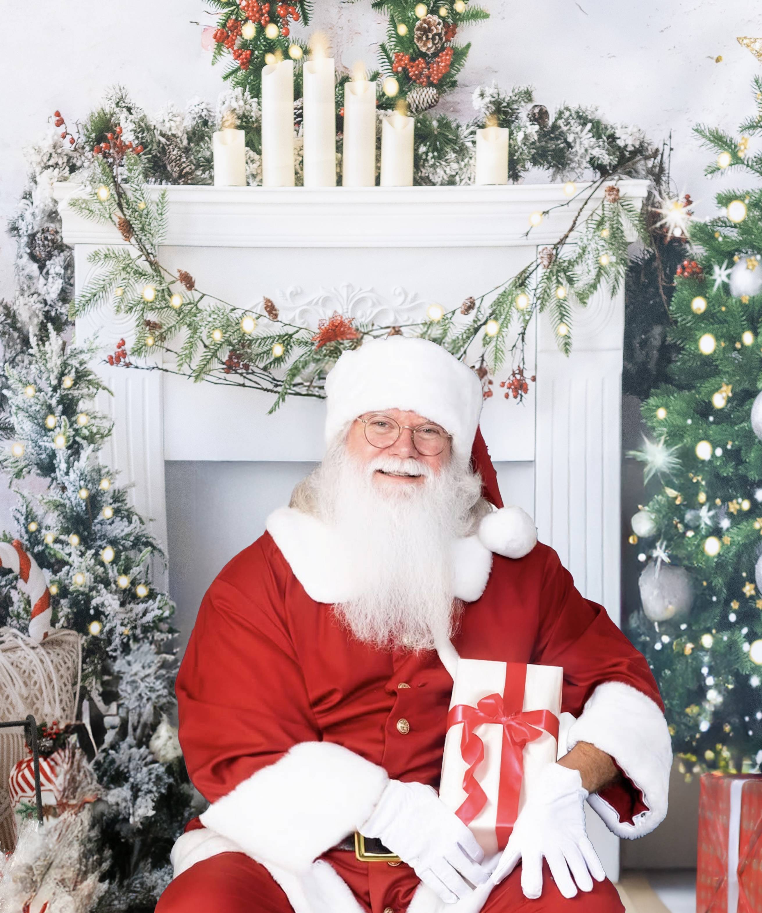 Santa is Coming to Baby's Corner!