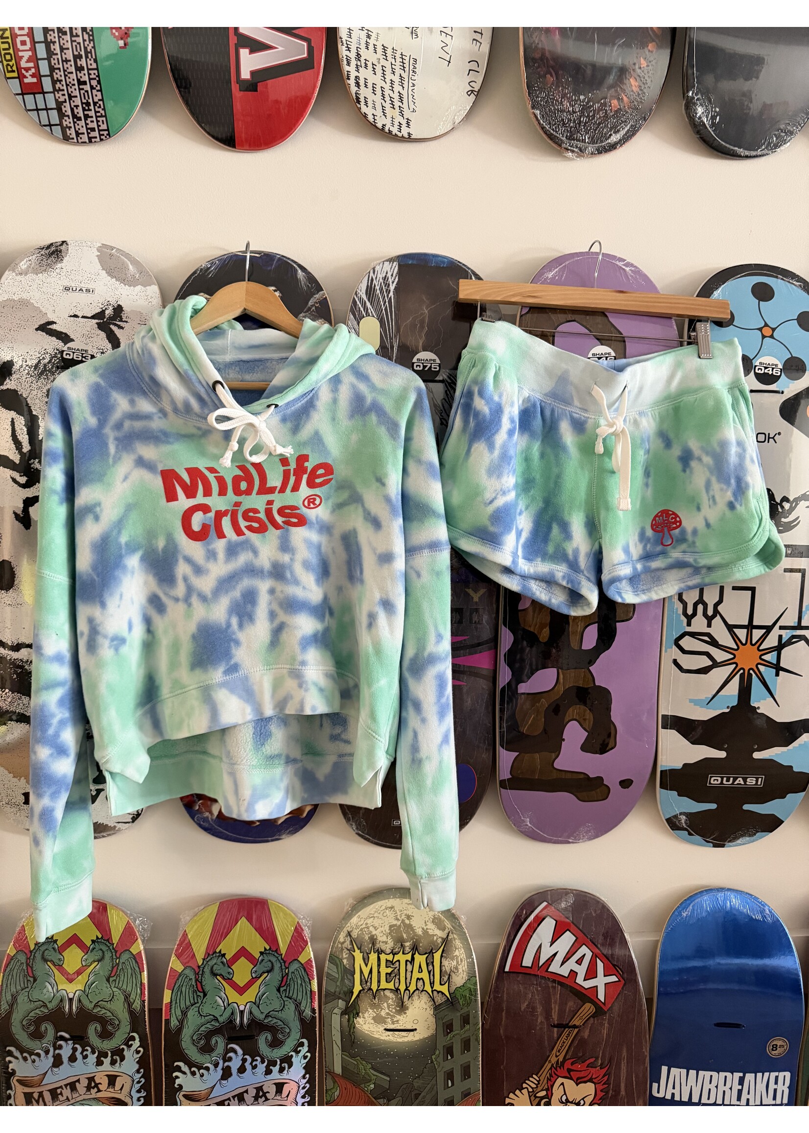 MIDLIFE CRISIS CHIX SET