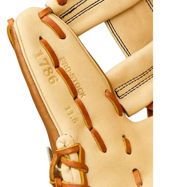 Wilson A2000 1786 Tan/Blonde 11.5" Reg