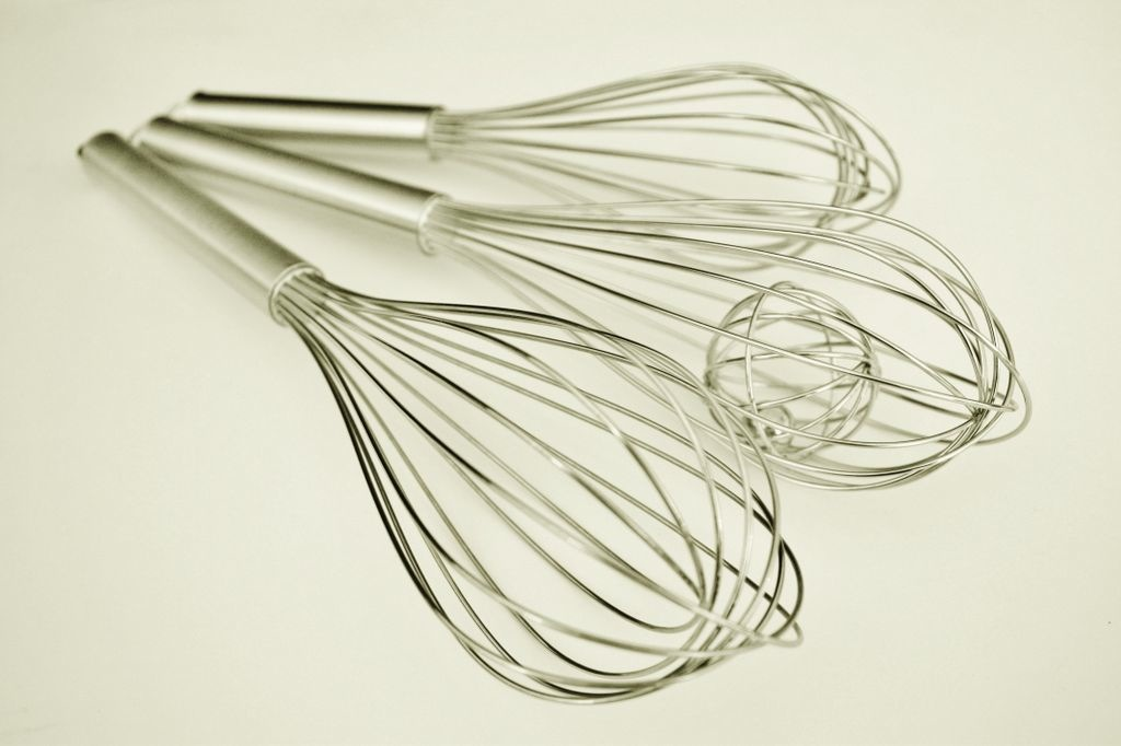 Fat Daddio's *Disc* Whisk, Wire Balloon, w/Ball, 12"