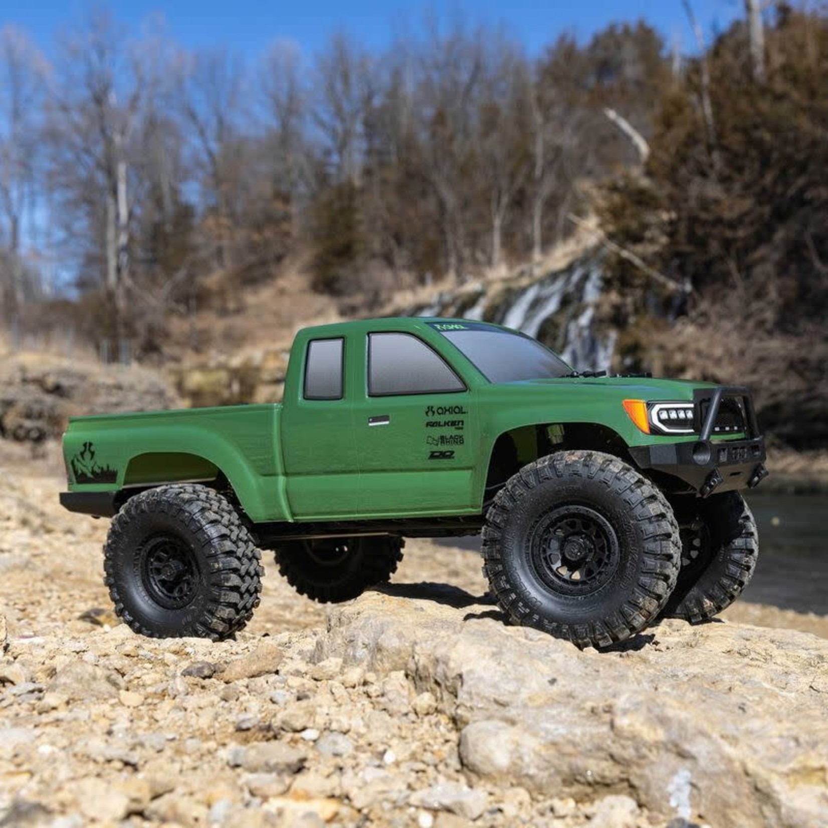 AXIAL SCX10 III Base Camp 1/10th 4WD RTR Green